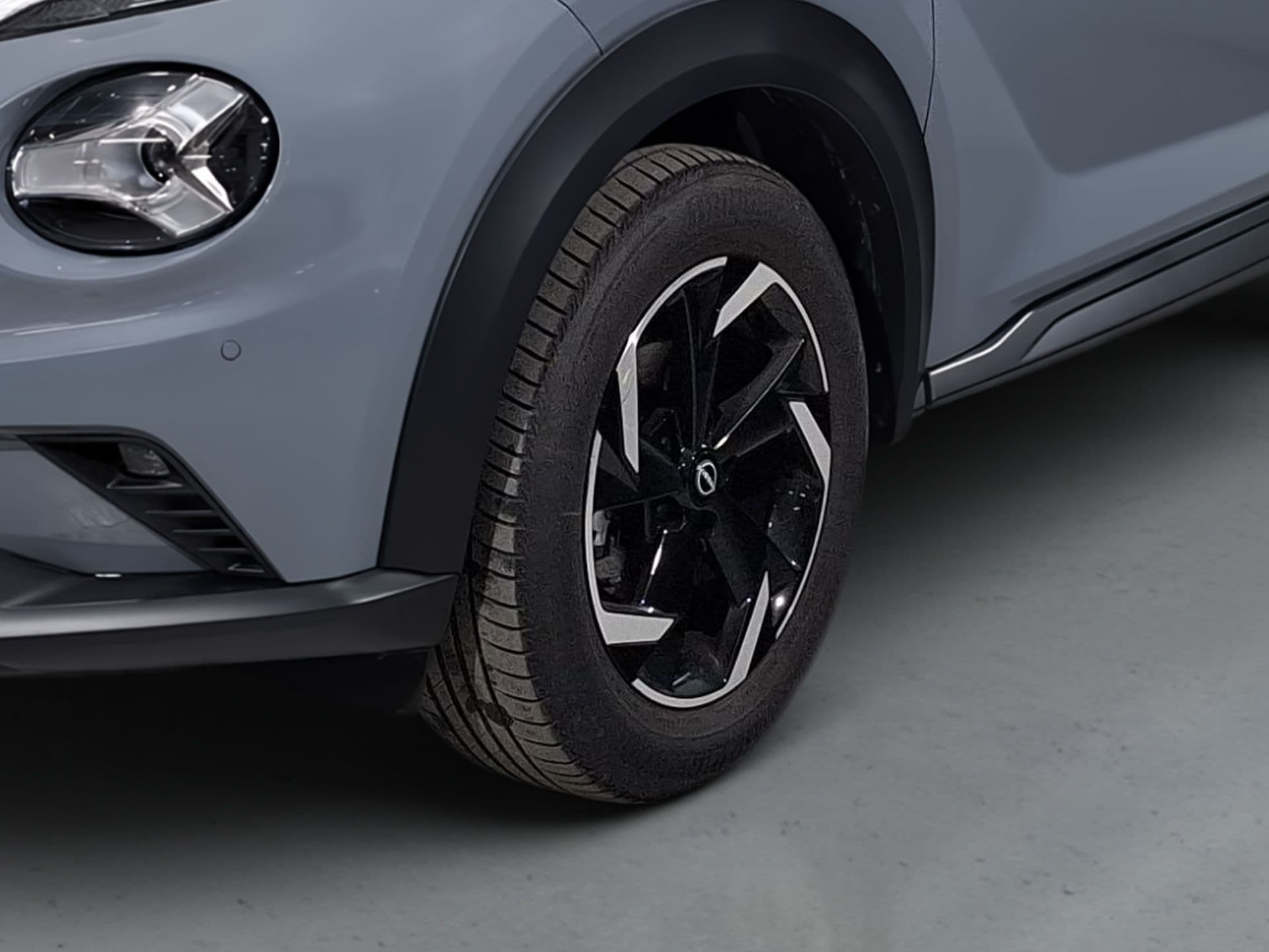 Nissan JUKE - 2