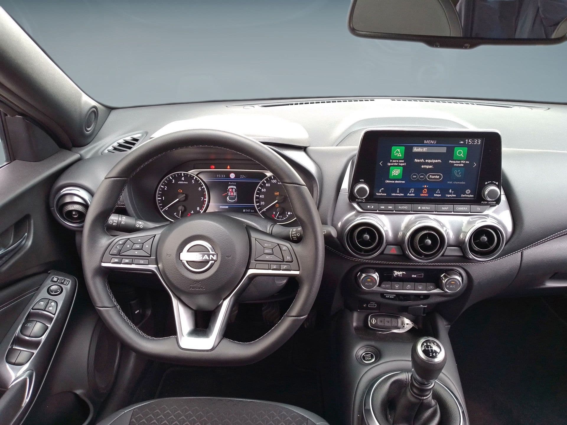 Nissan JUKE - 11