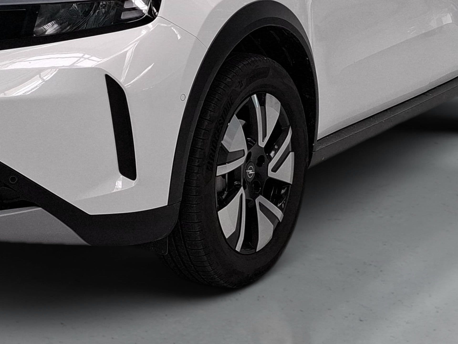 Opel Frontera - 11