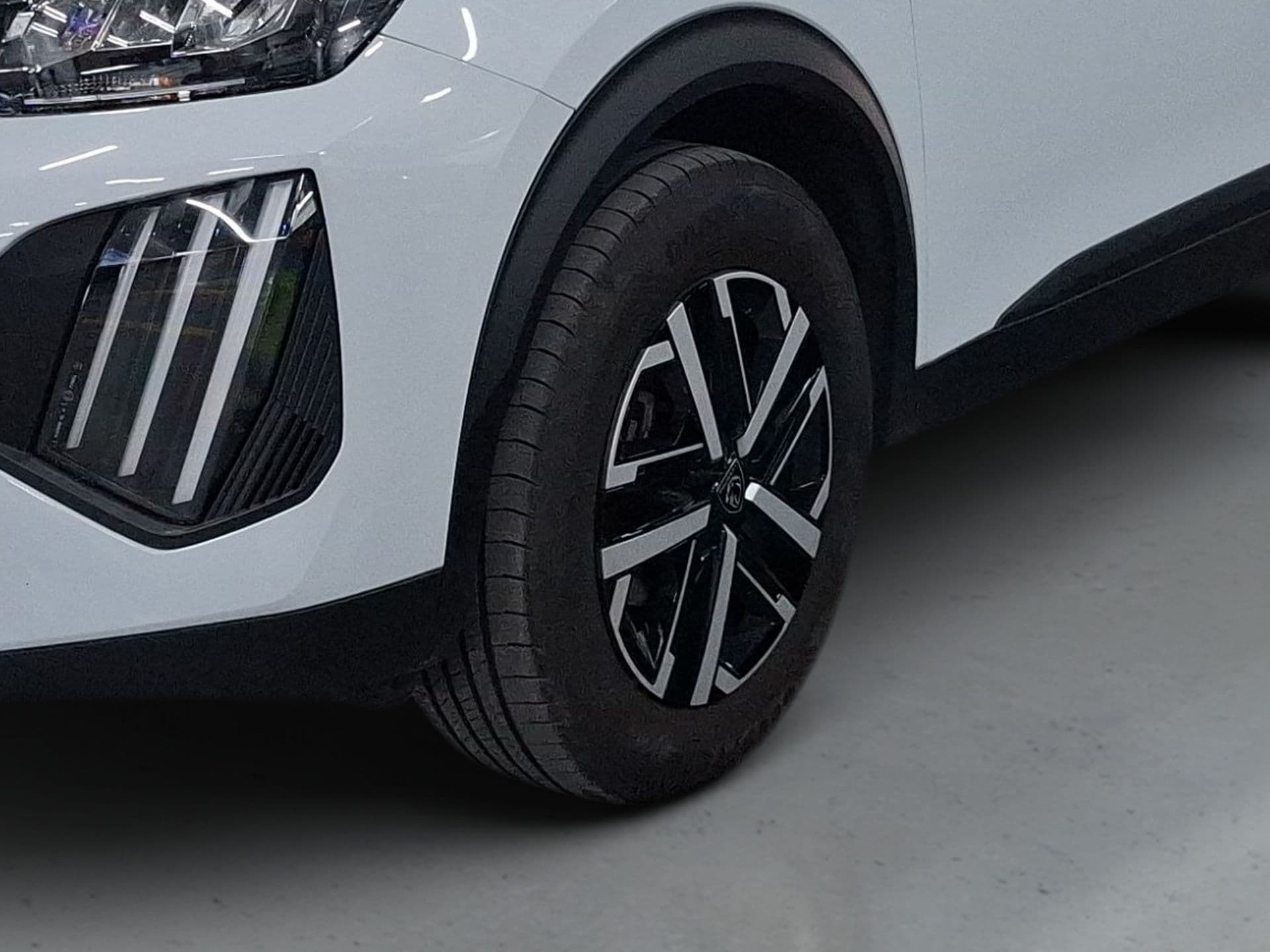 Peugeot 2008 - 5