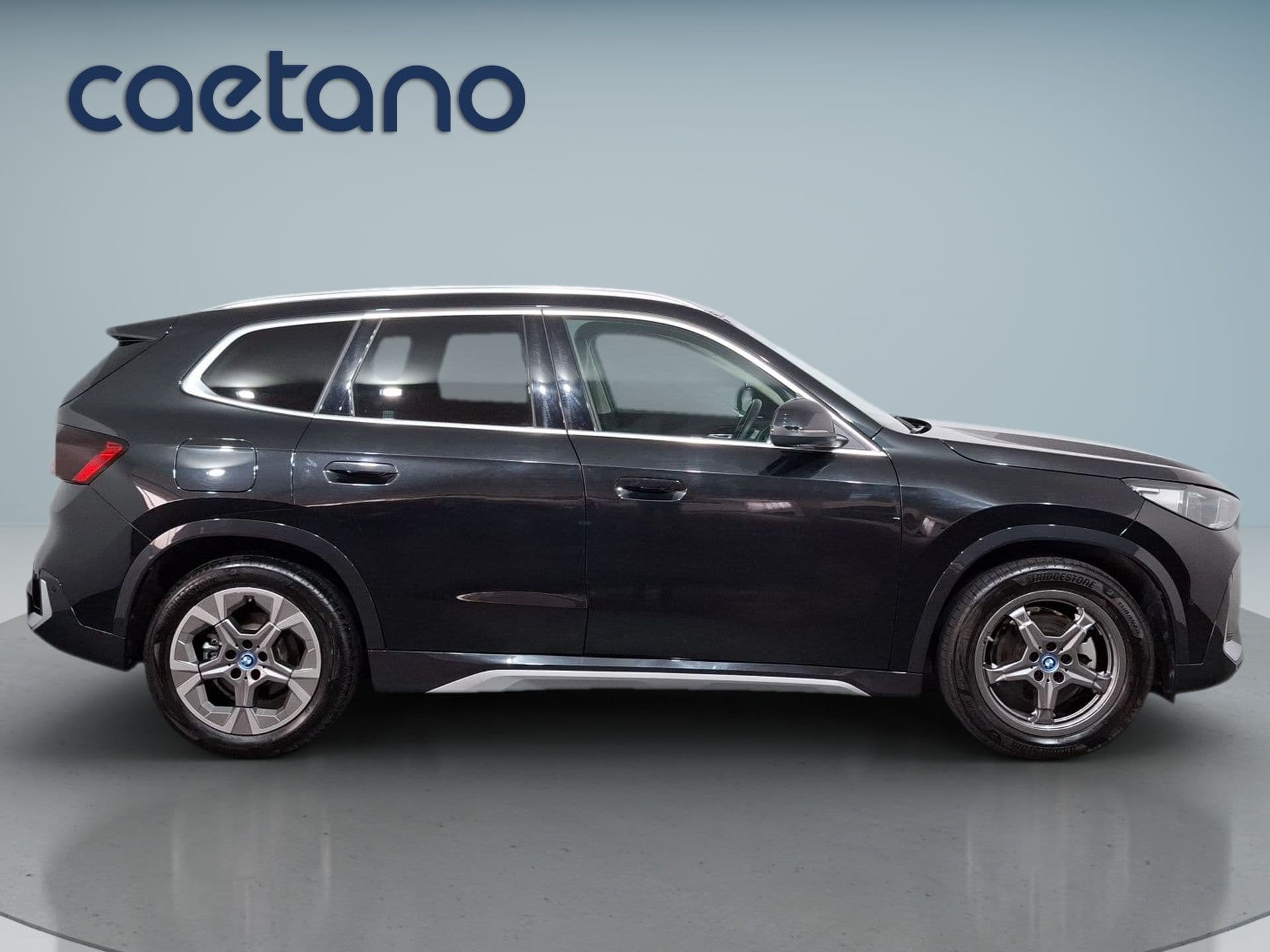 BMW iX1 - 10