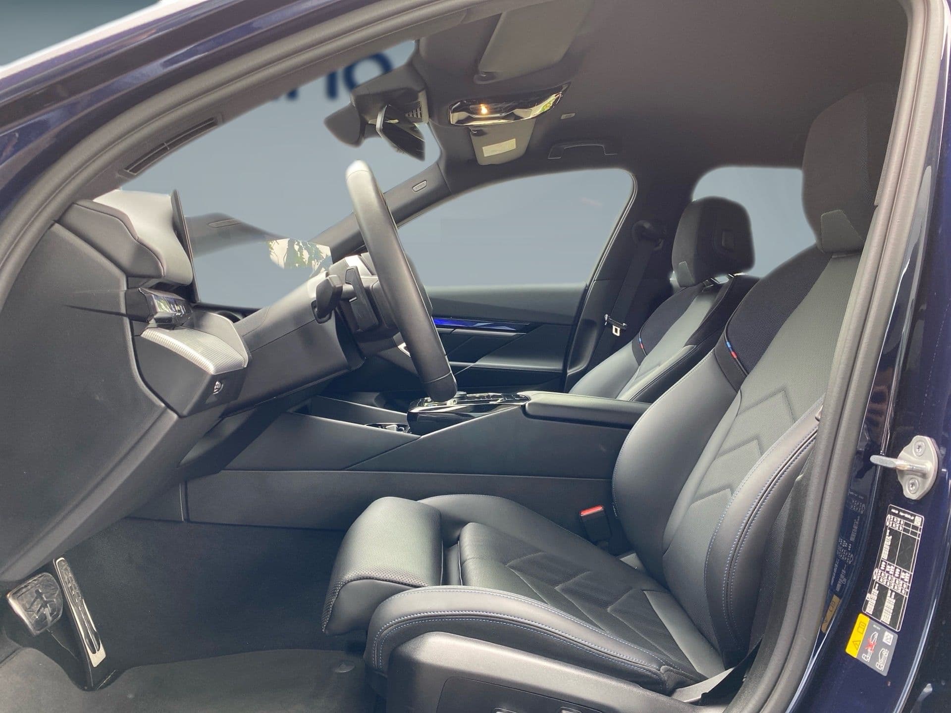 BMW i5 - 8