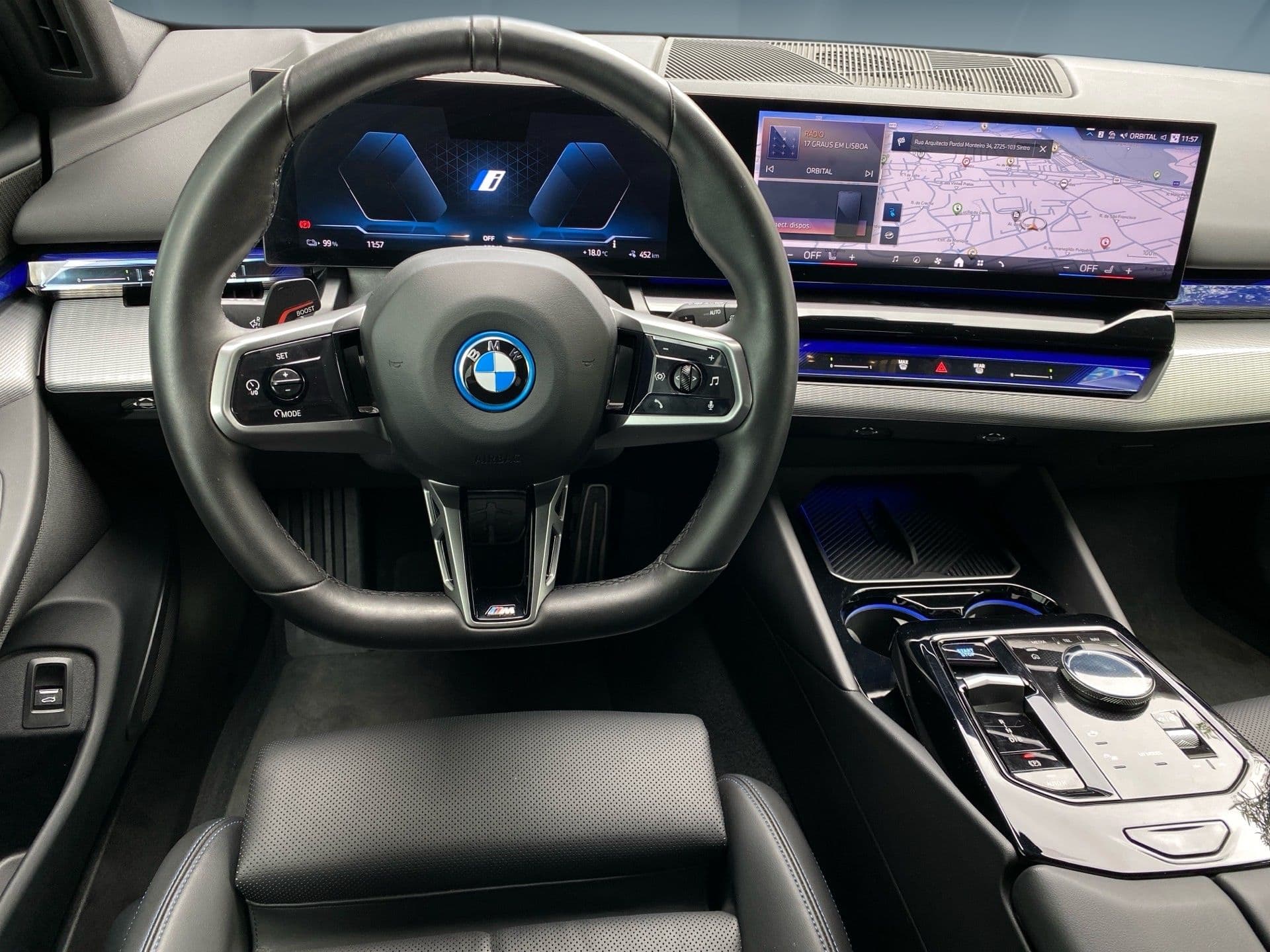 BMW i5 - 10