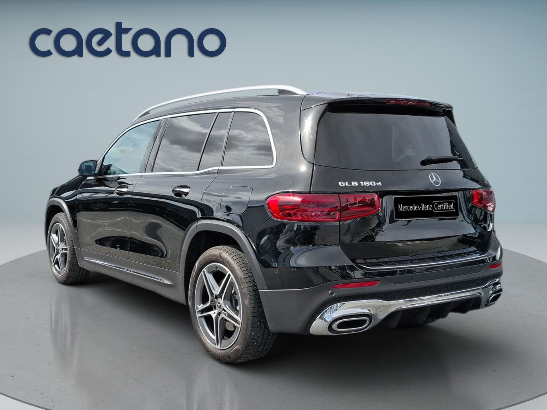 Mercedes-Benz GLB - 6