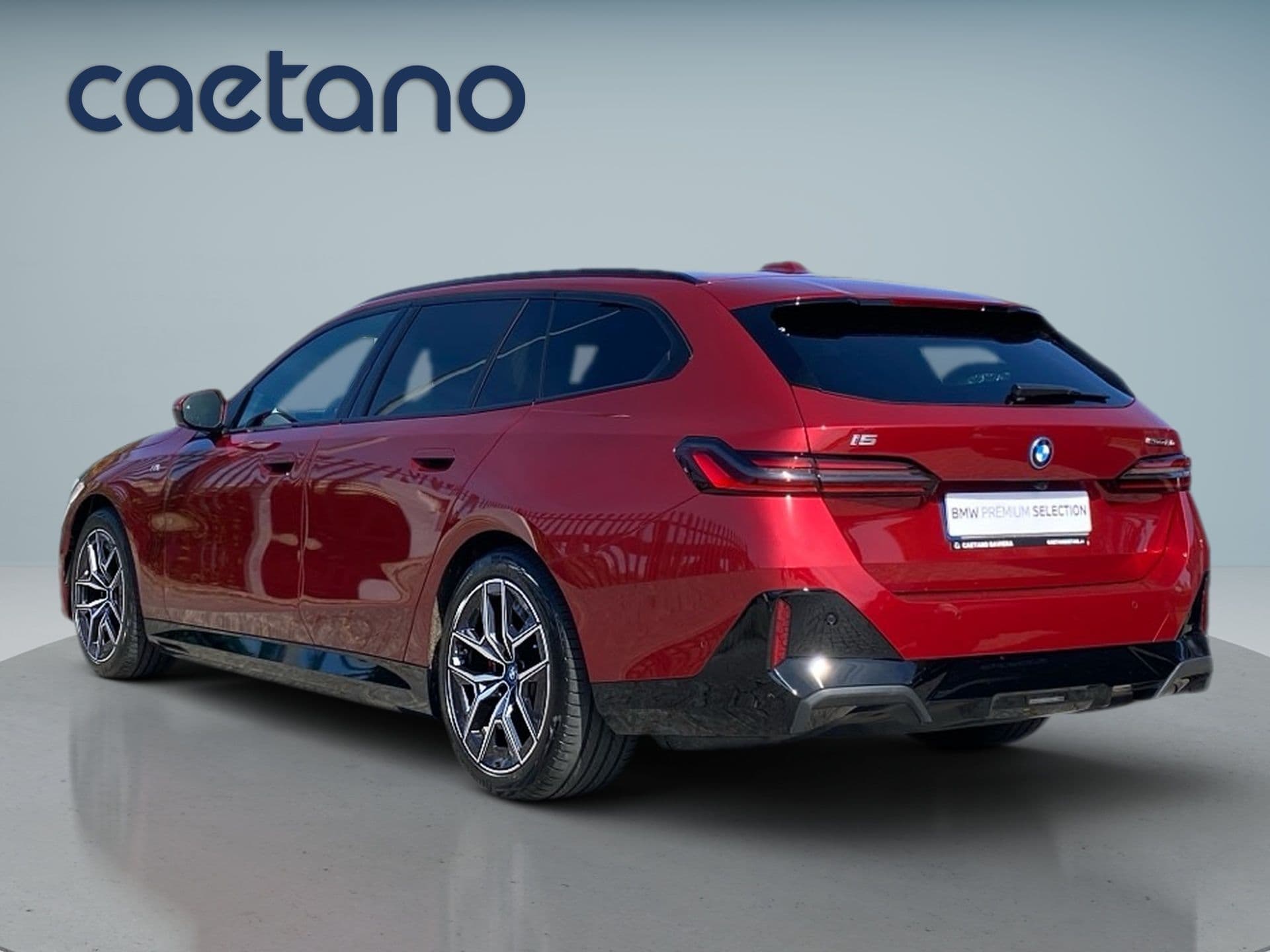 BMW i5 - 5
