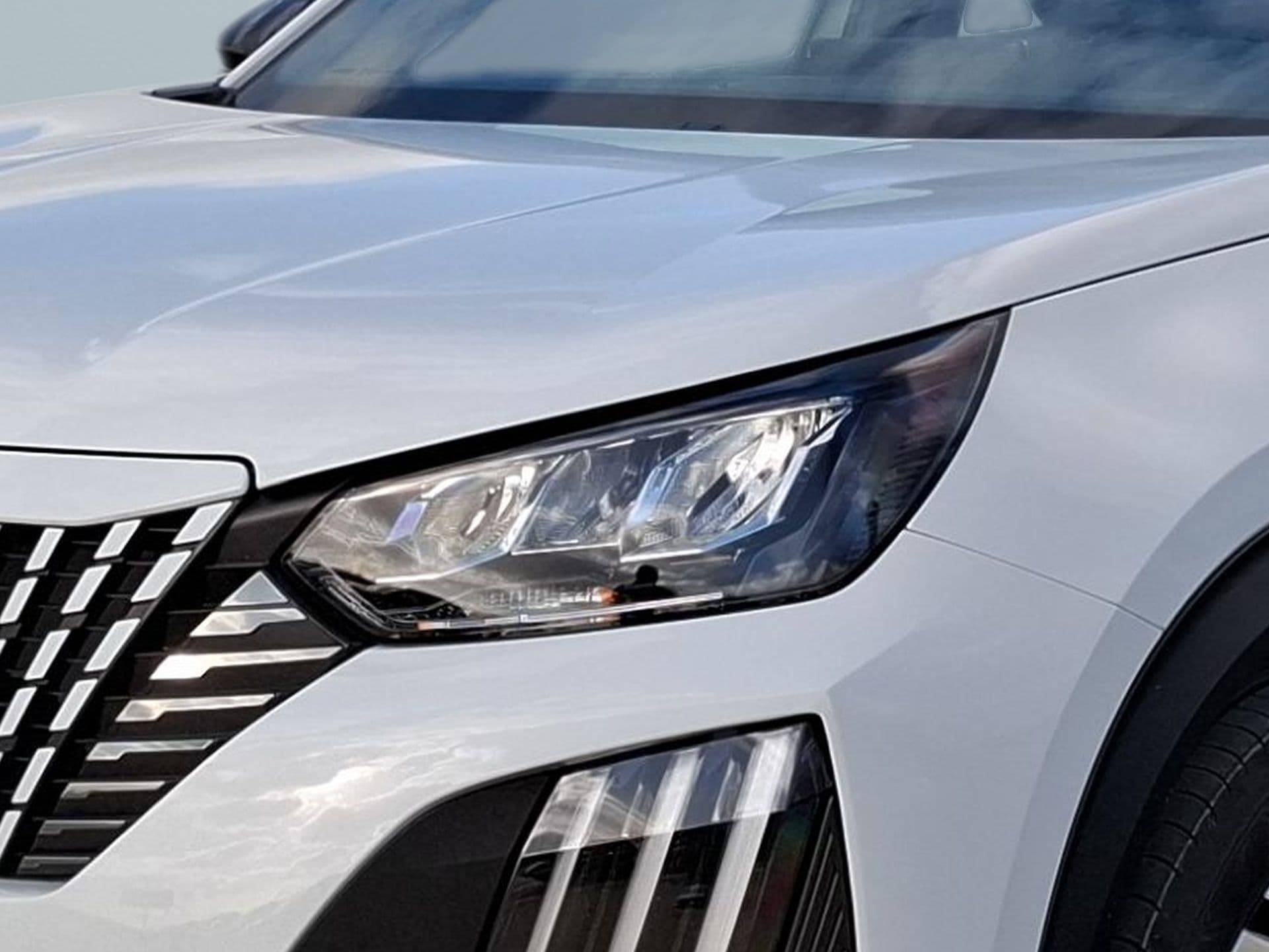 Peugeot 2008 - 6