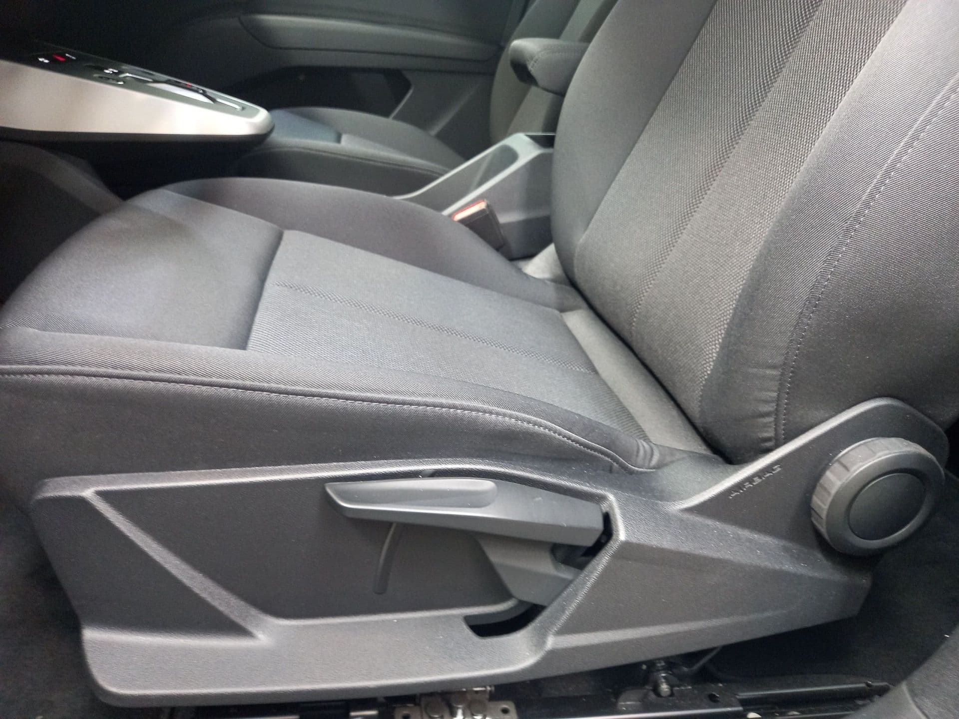Audi Q4 Sportback - 10