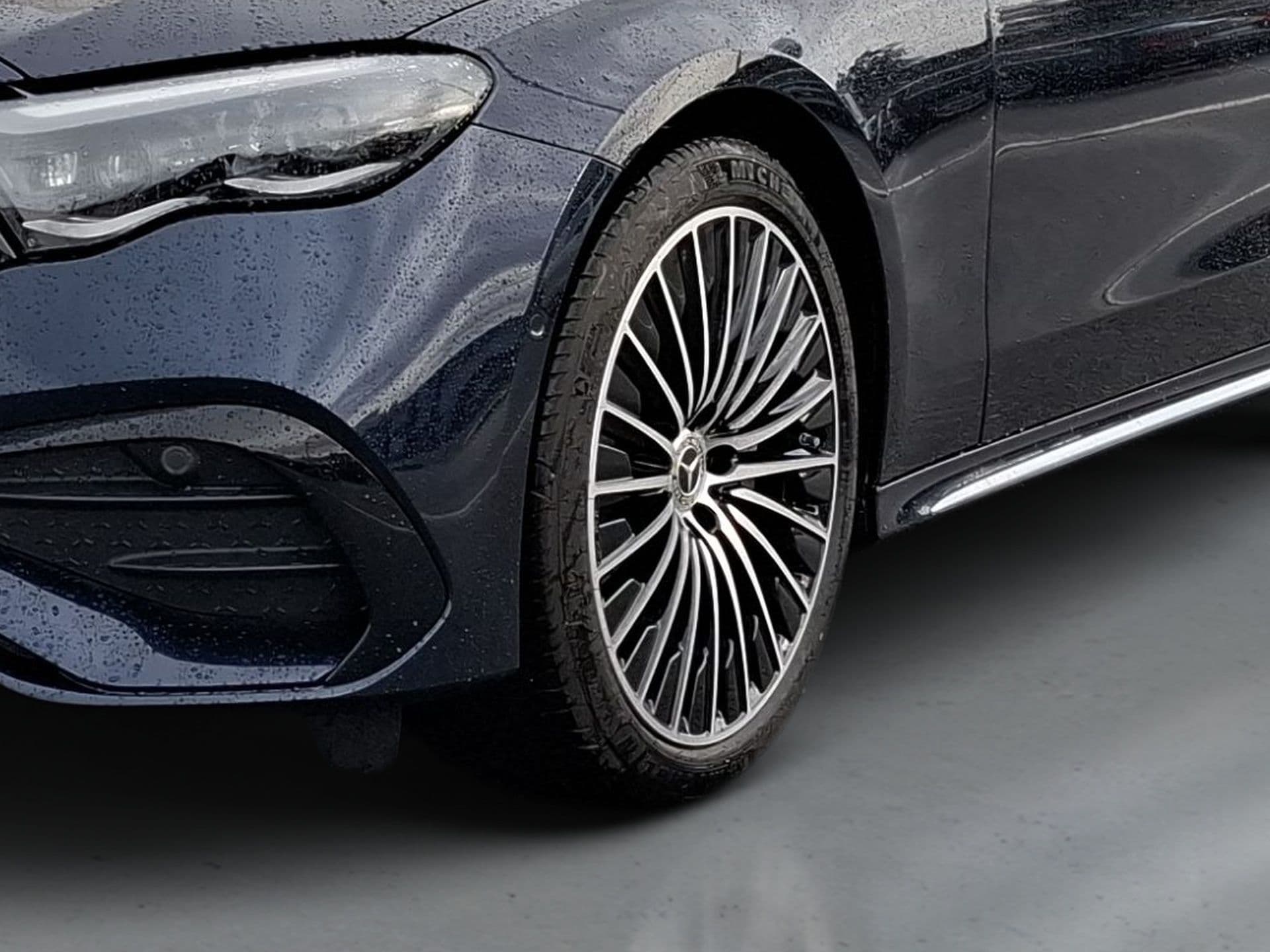 Mercedes-Benz Classe E - 4