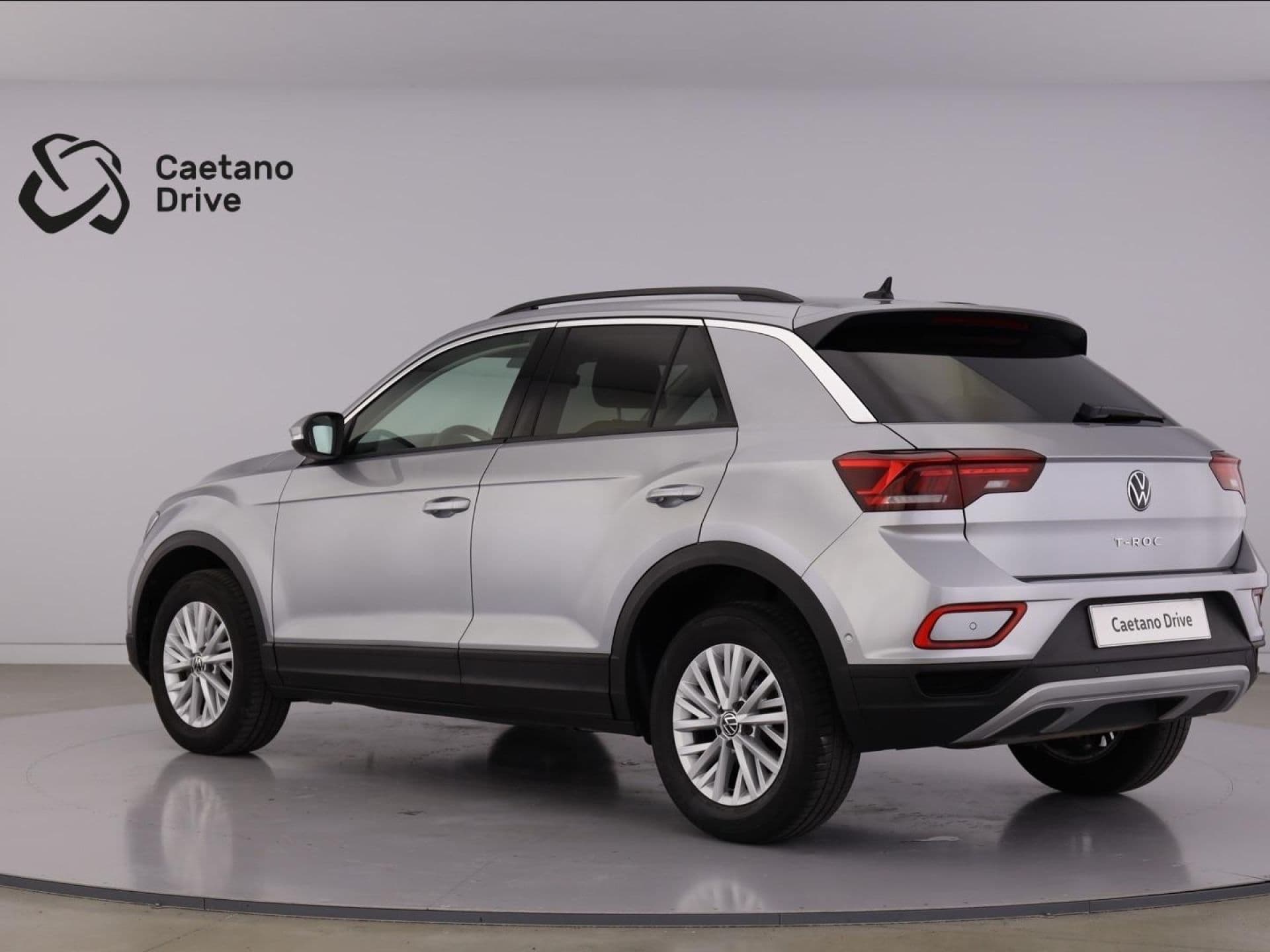 Volkswagen T-Roc - 6
