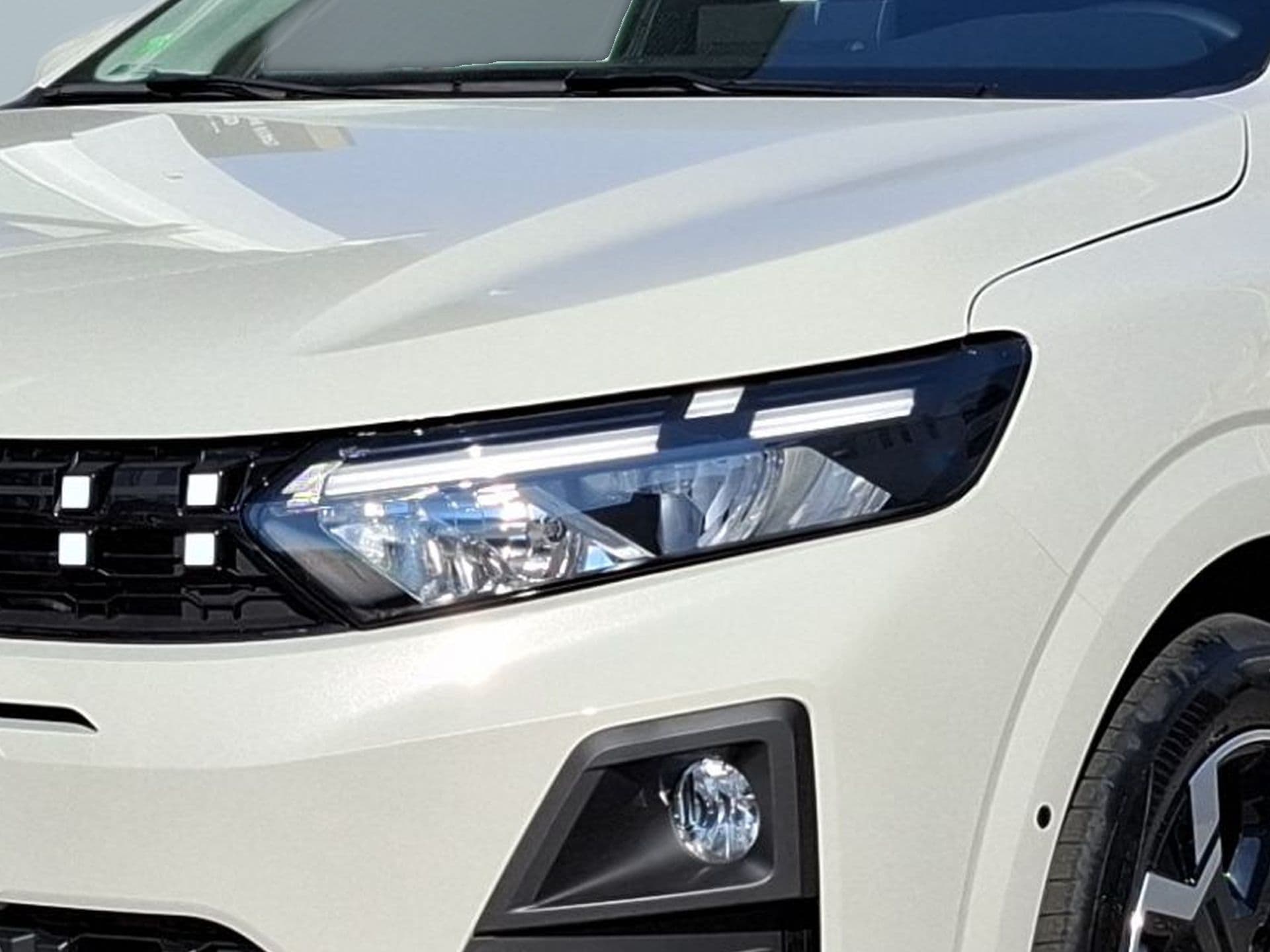 Dacia Sandero - 3