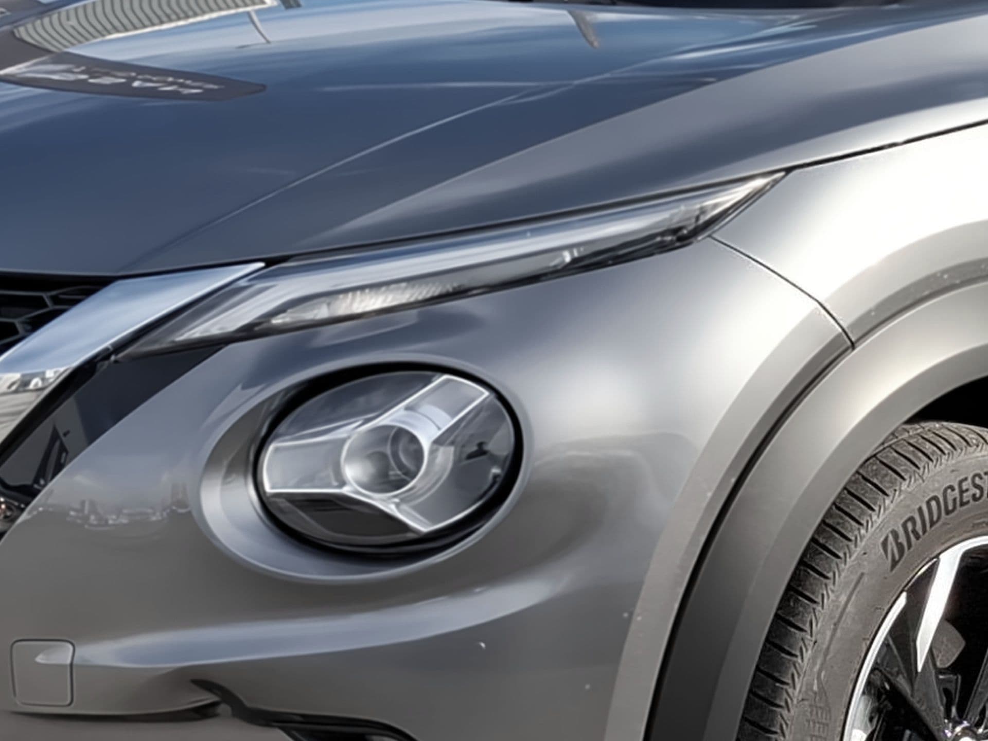 Nissan JUKE - 2
