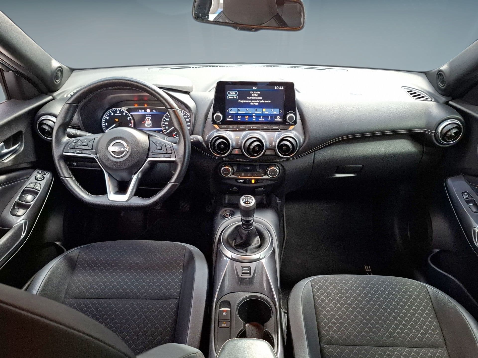 Nissan JUKE - 10