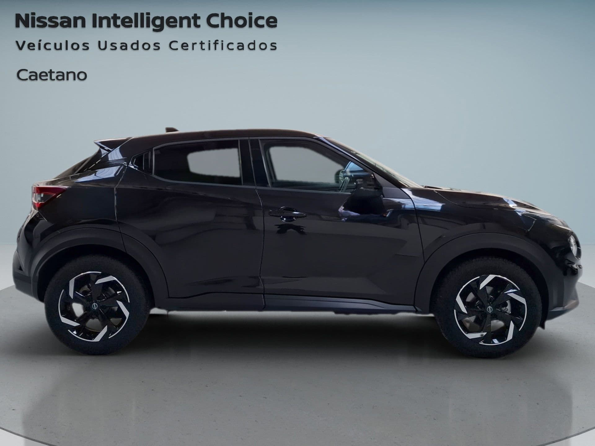 Nissan JUKE - 11
