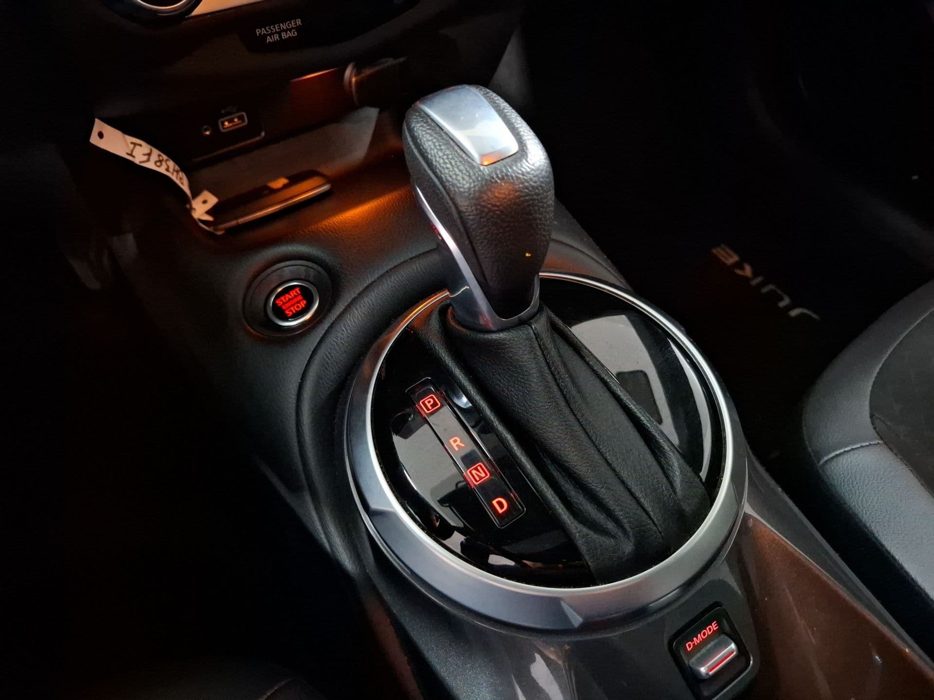 Nissan JUKE - 11