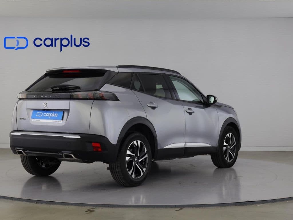 Peugeot 2008 - 8