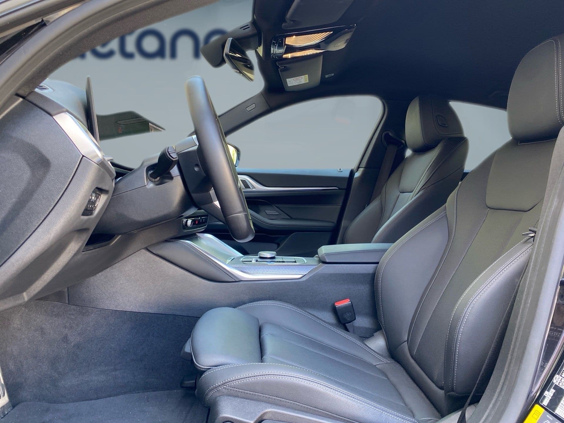 BMW i4 - 10