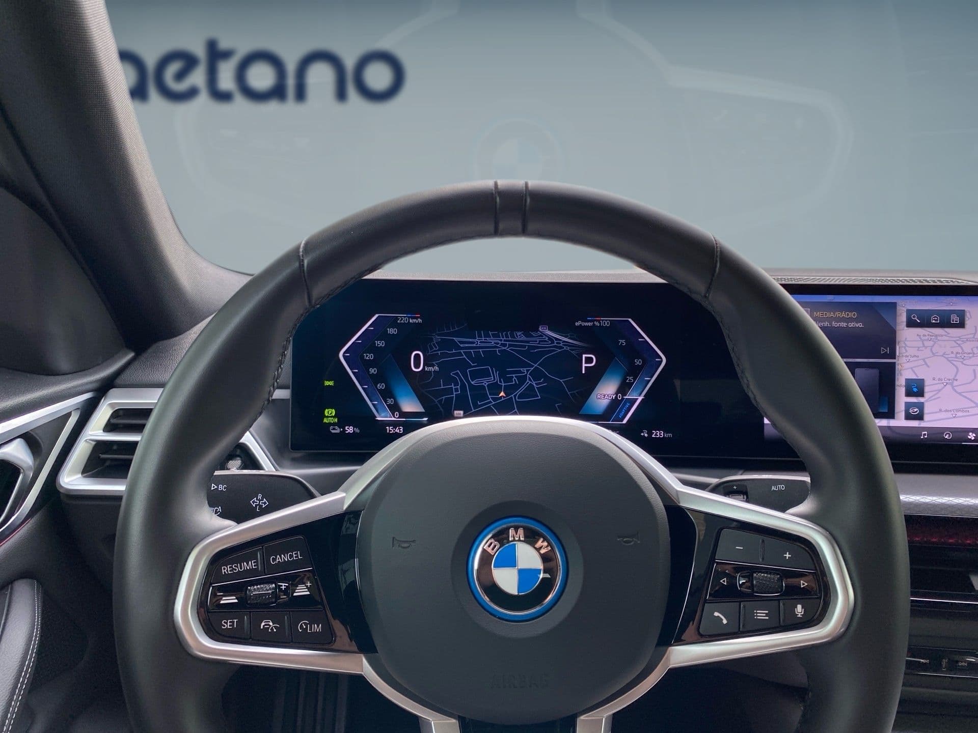 BMW i4 - 12