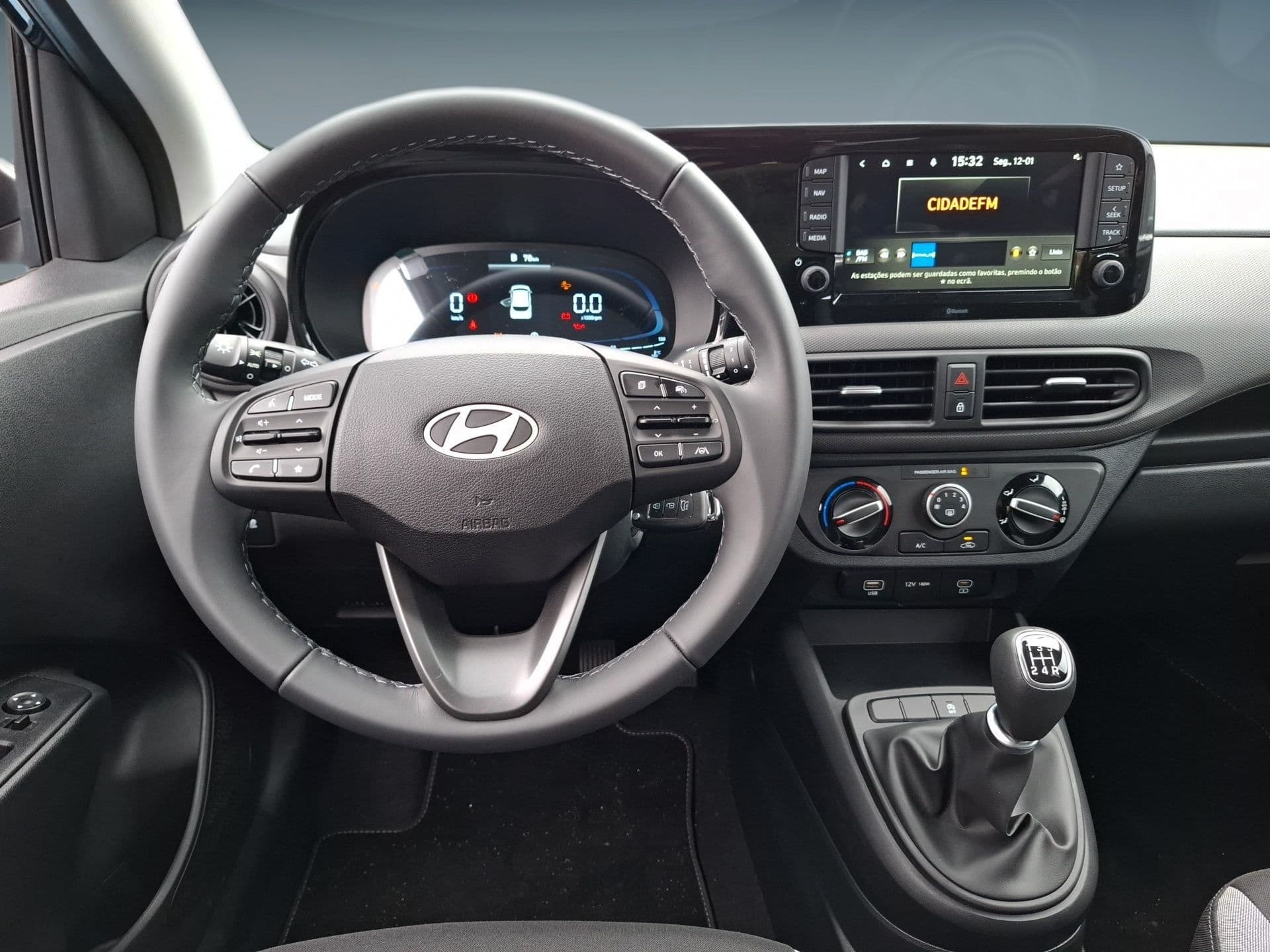 Hyundai i10 - 10