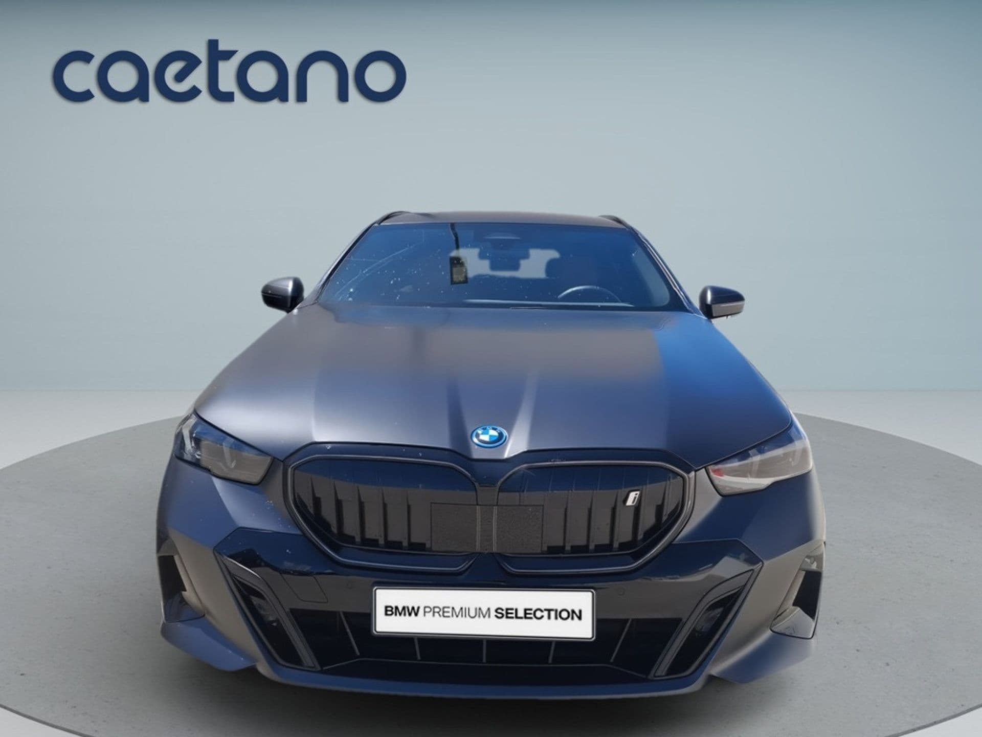 BMW i5 - 3