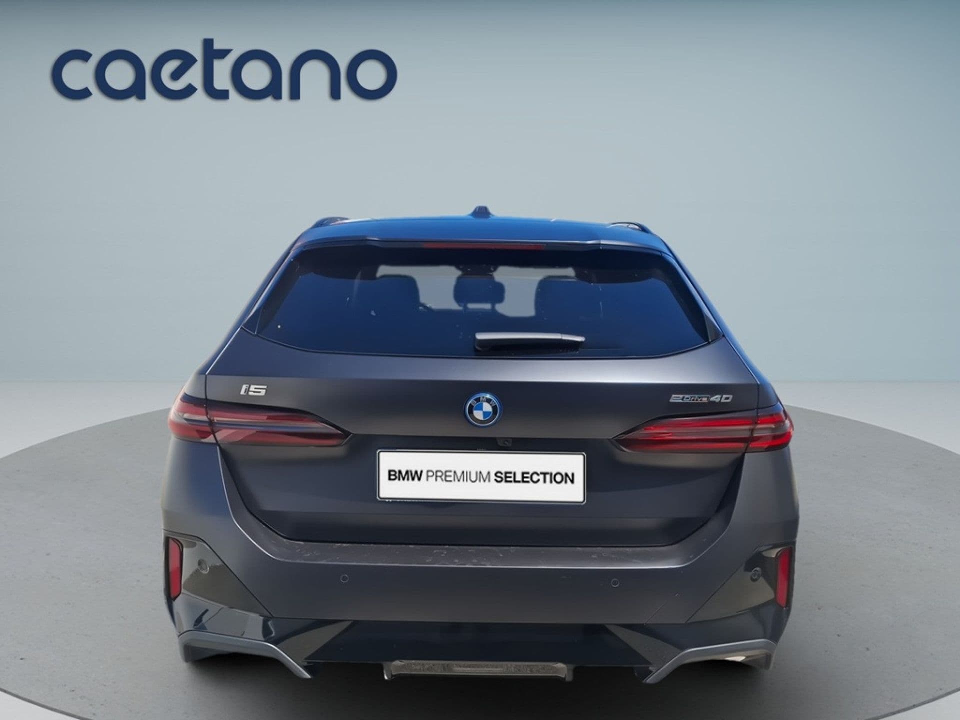 BMW i5 - 6