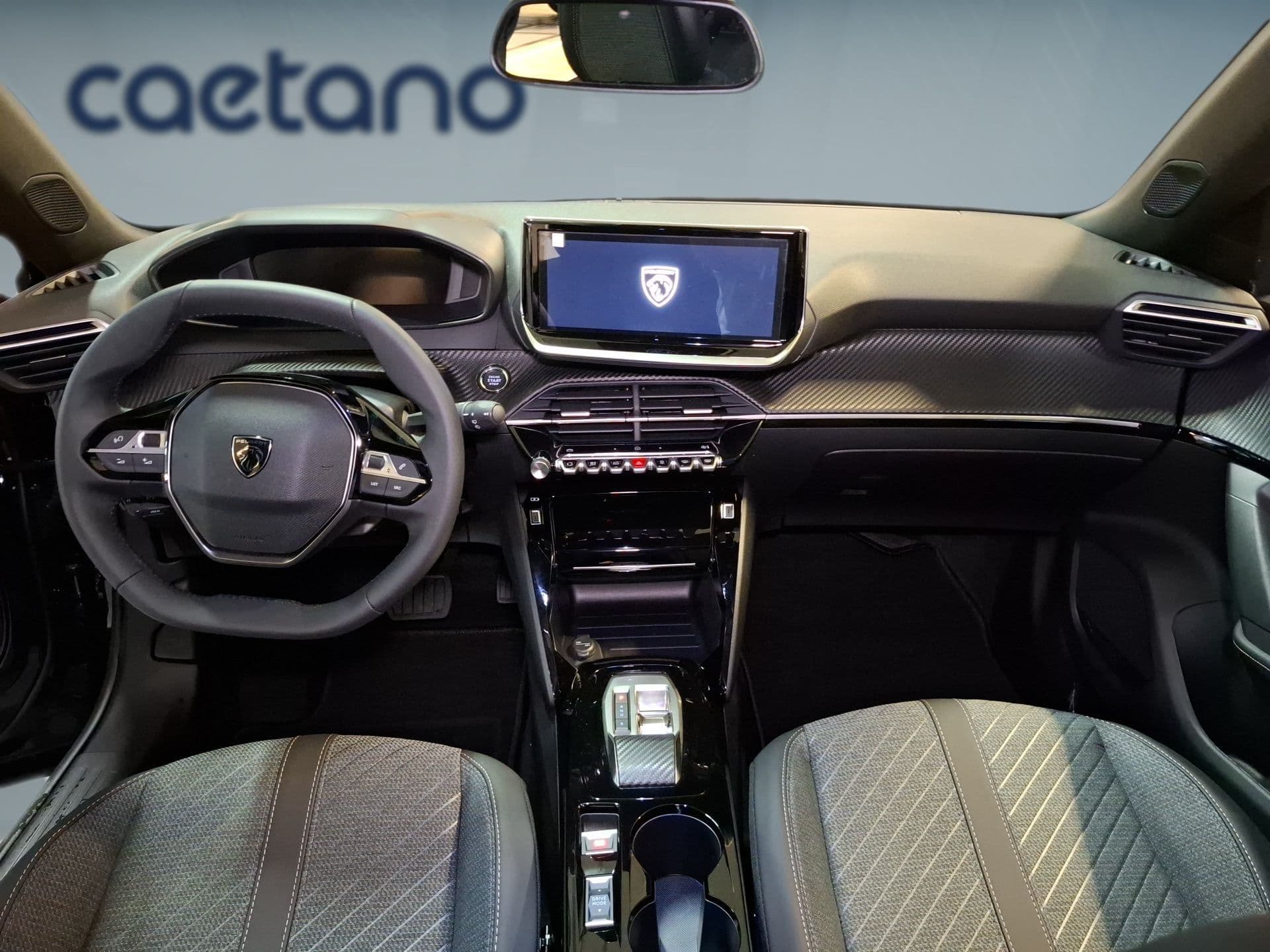 Peugeot 2008 - 12