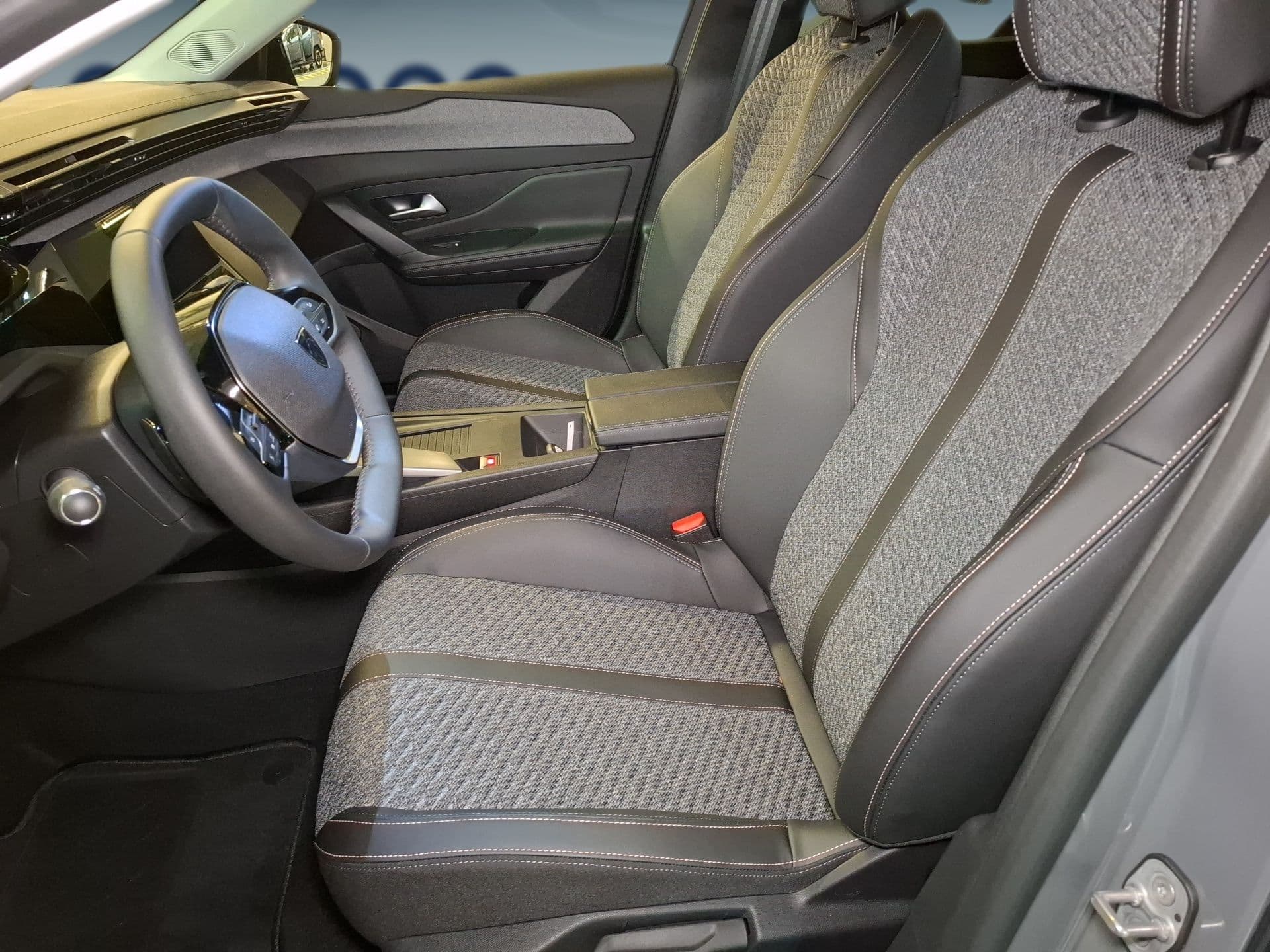 Peugeot 308 SW - 11