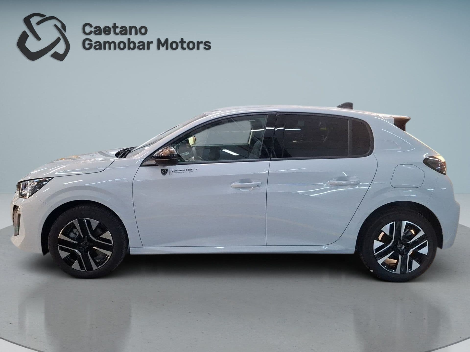 Peugeot 208 - 3