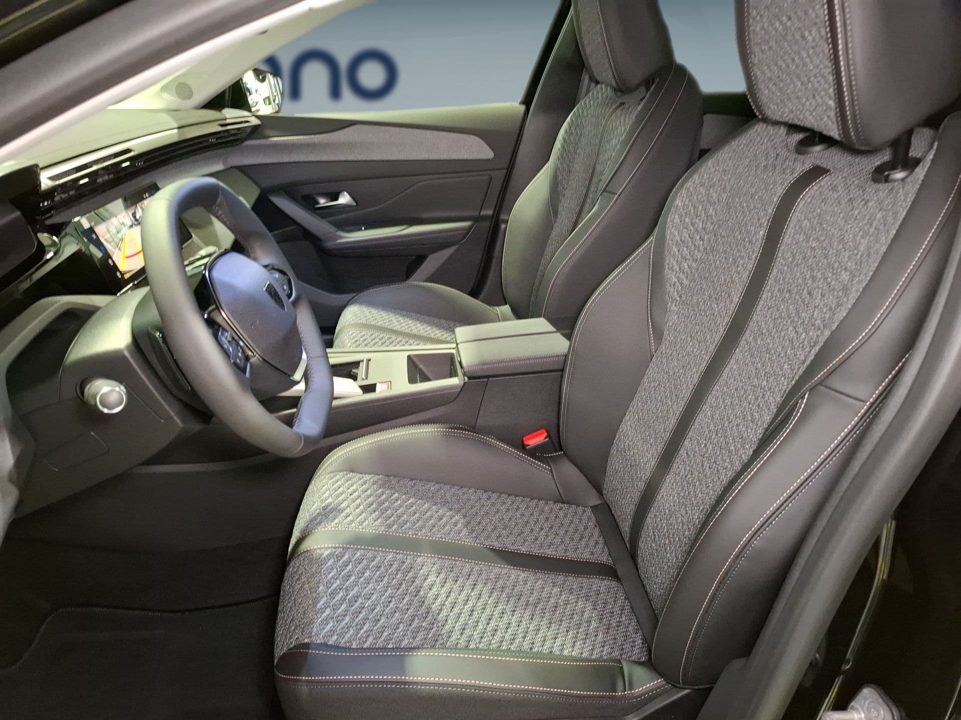 Peugeot 308 SW - 7
