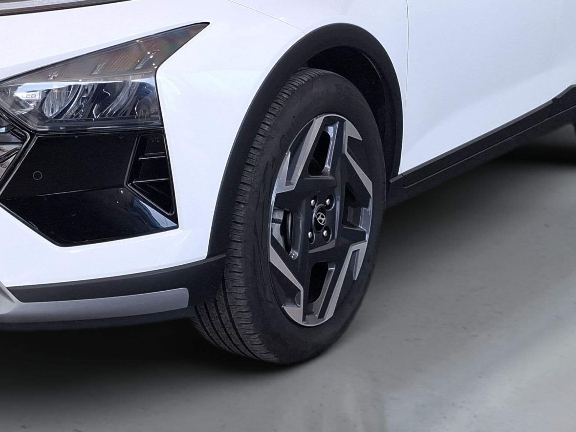 Hyundai Bayon - 3