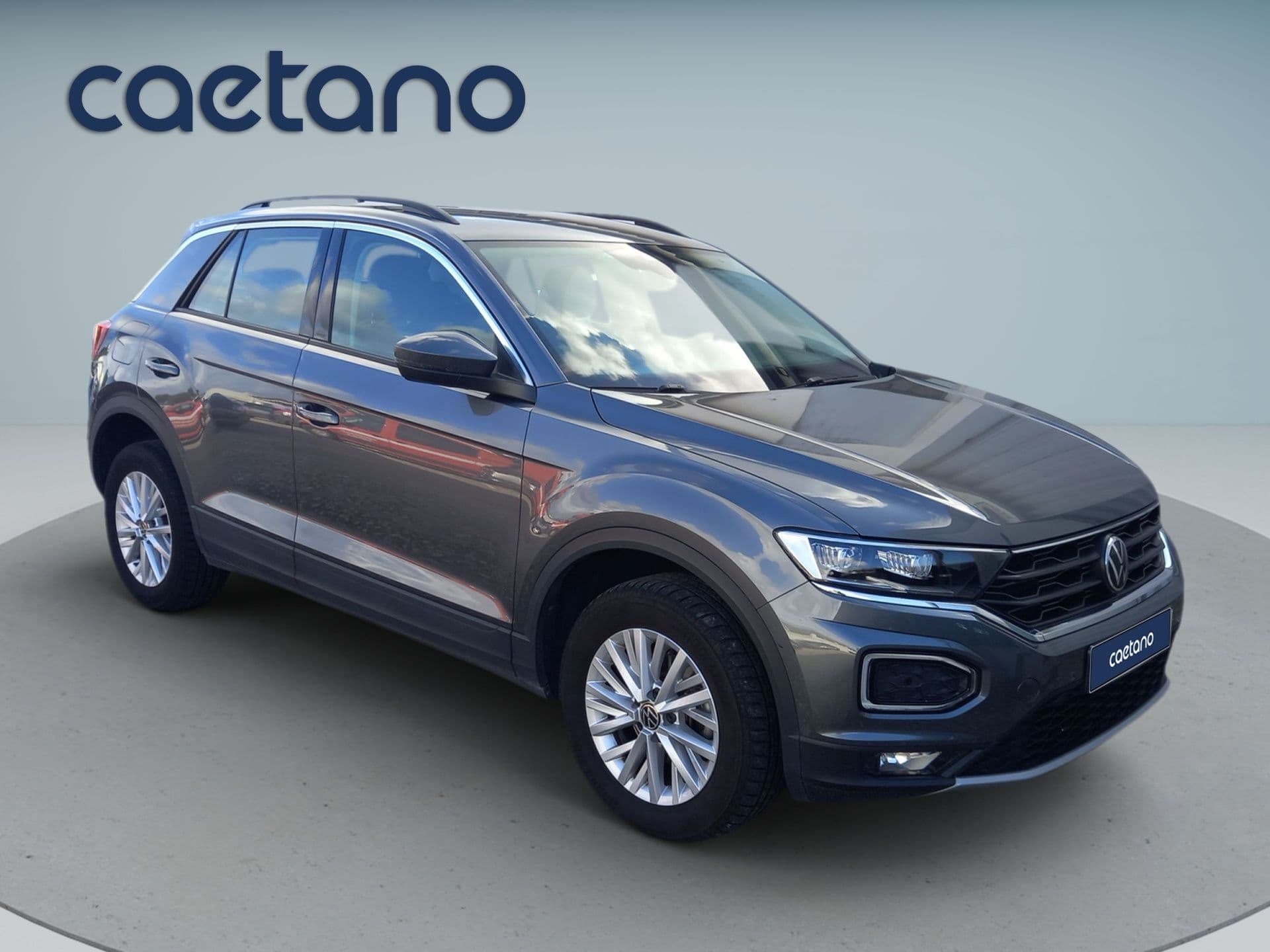 Volkswagen T-Roc - 5