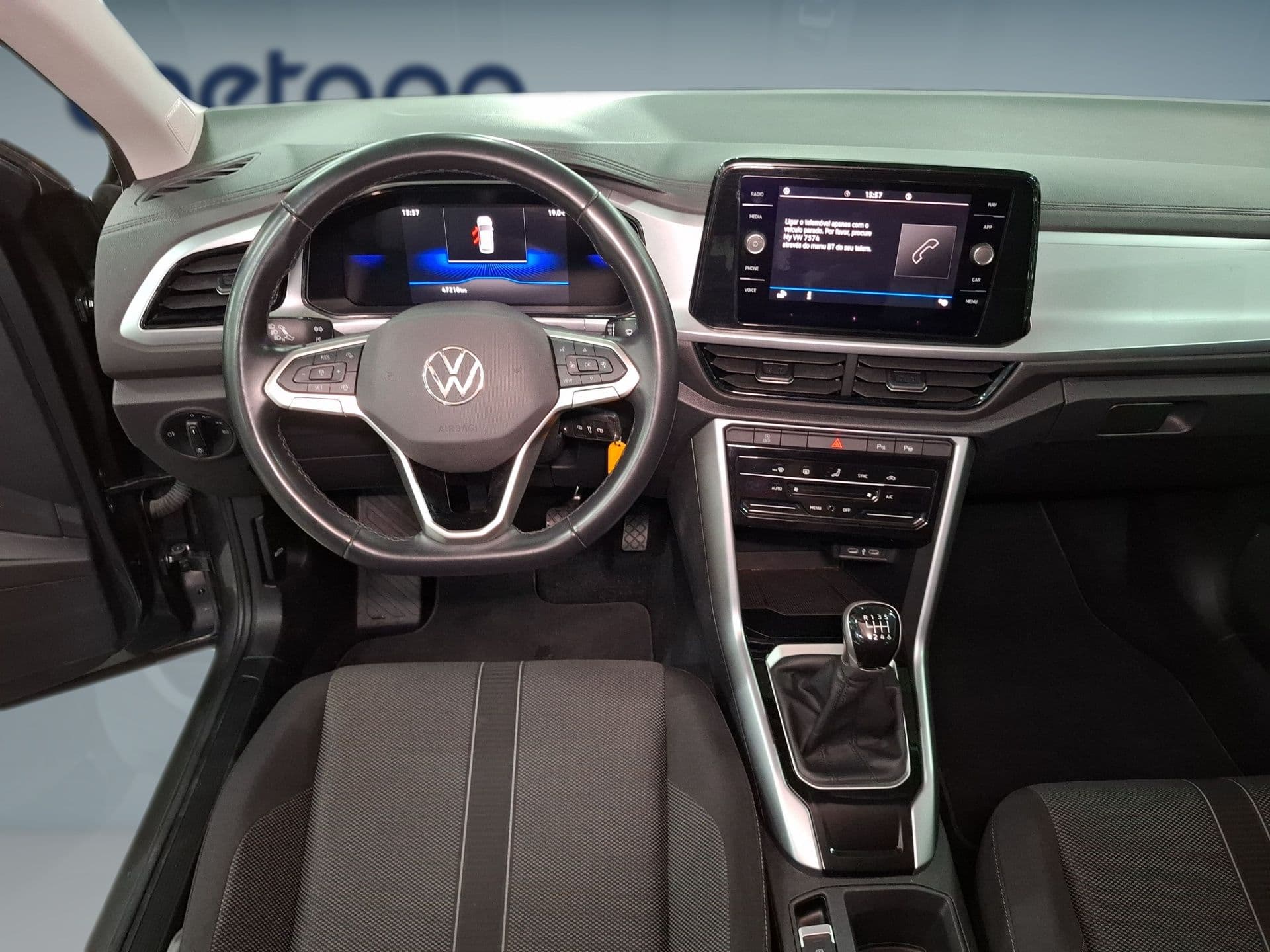 Volkswagen T-Roc - 12