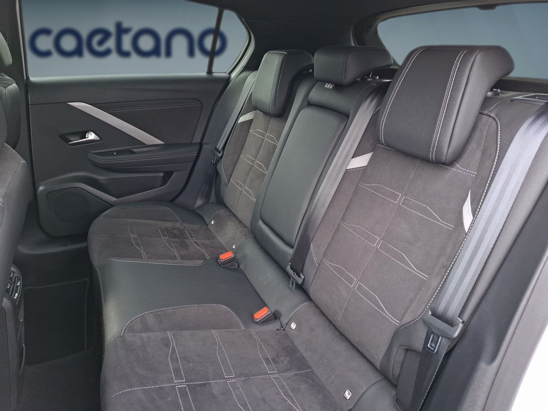 Opel Astra - 4