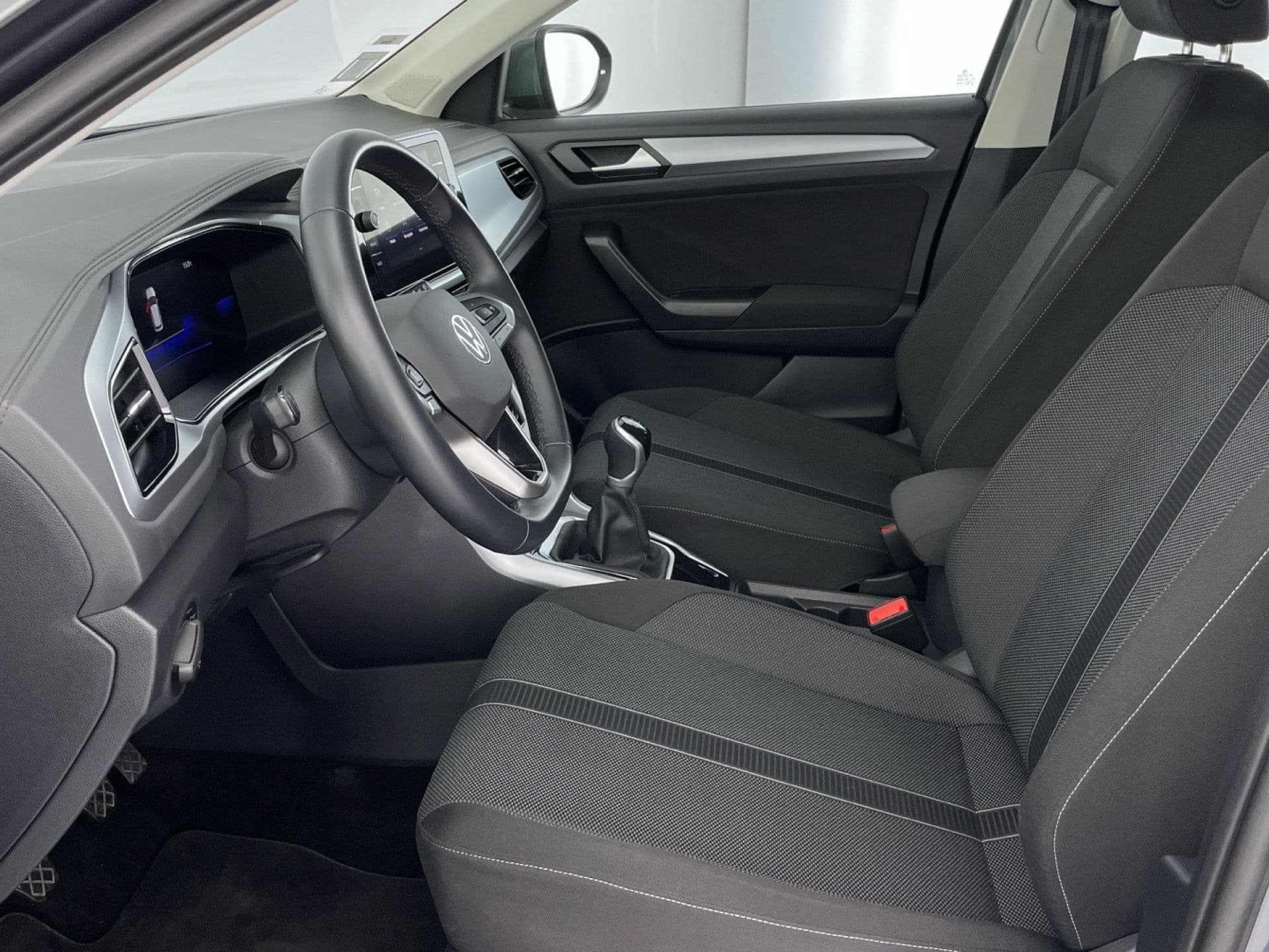 Volkswagen T-Roc - 7