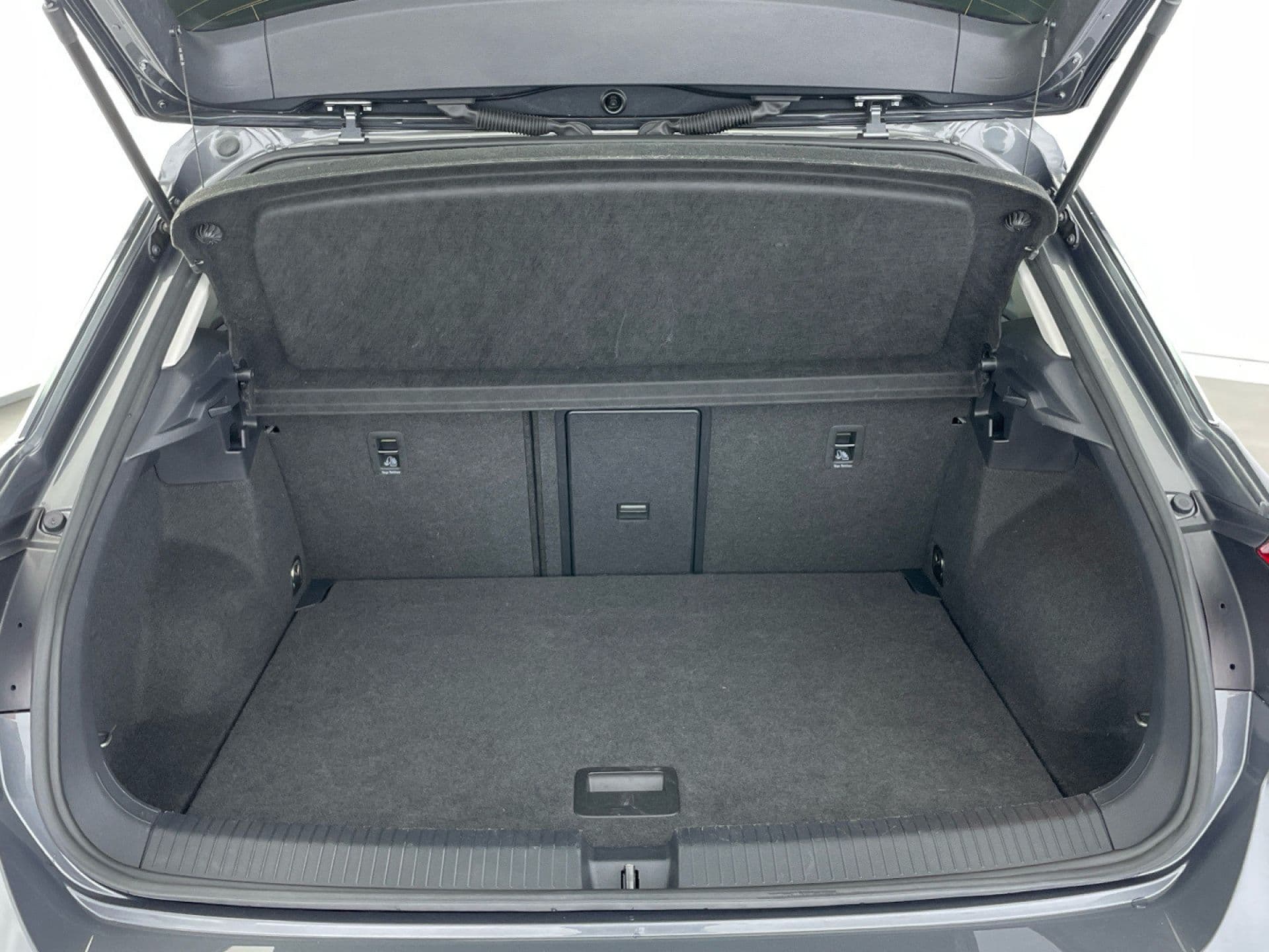 Volkswagen T-Roc - 9