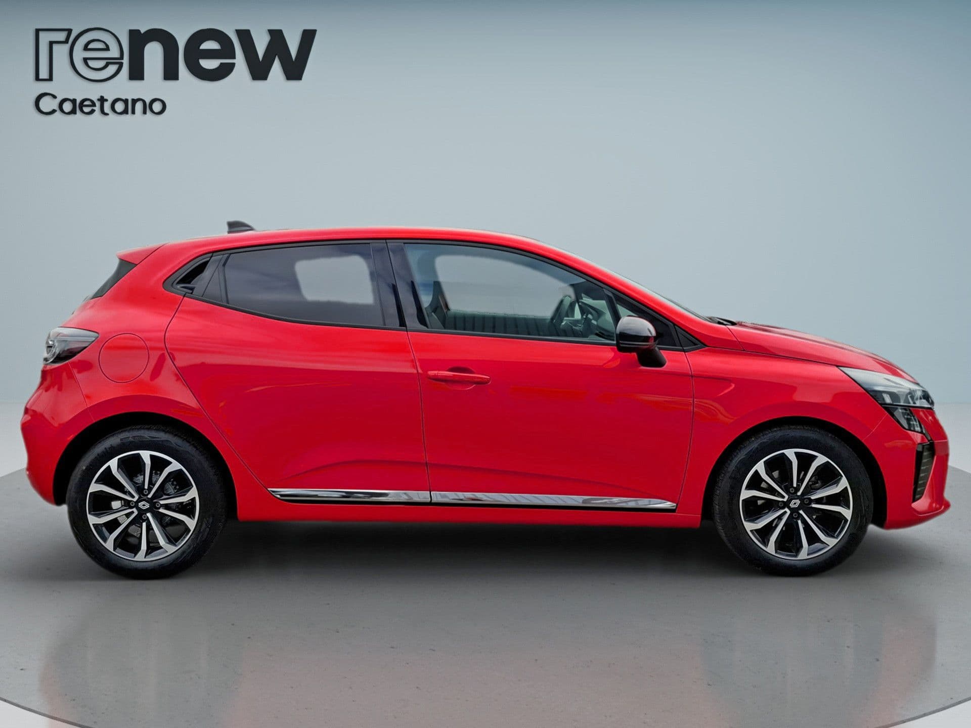 Renault Clio - 9