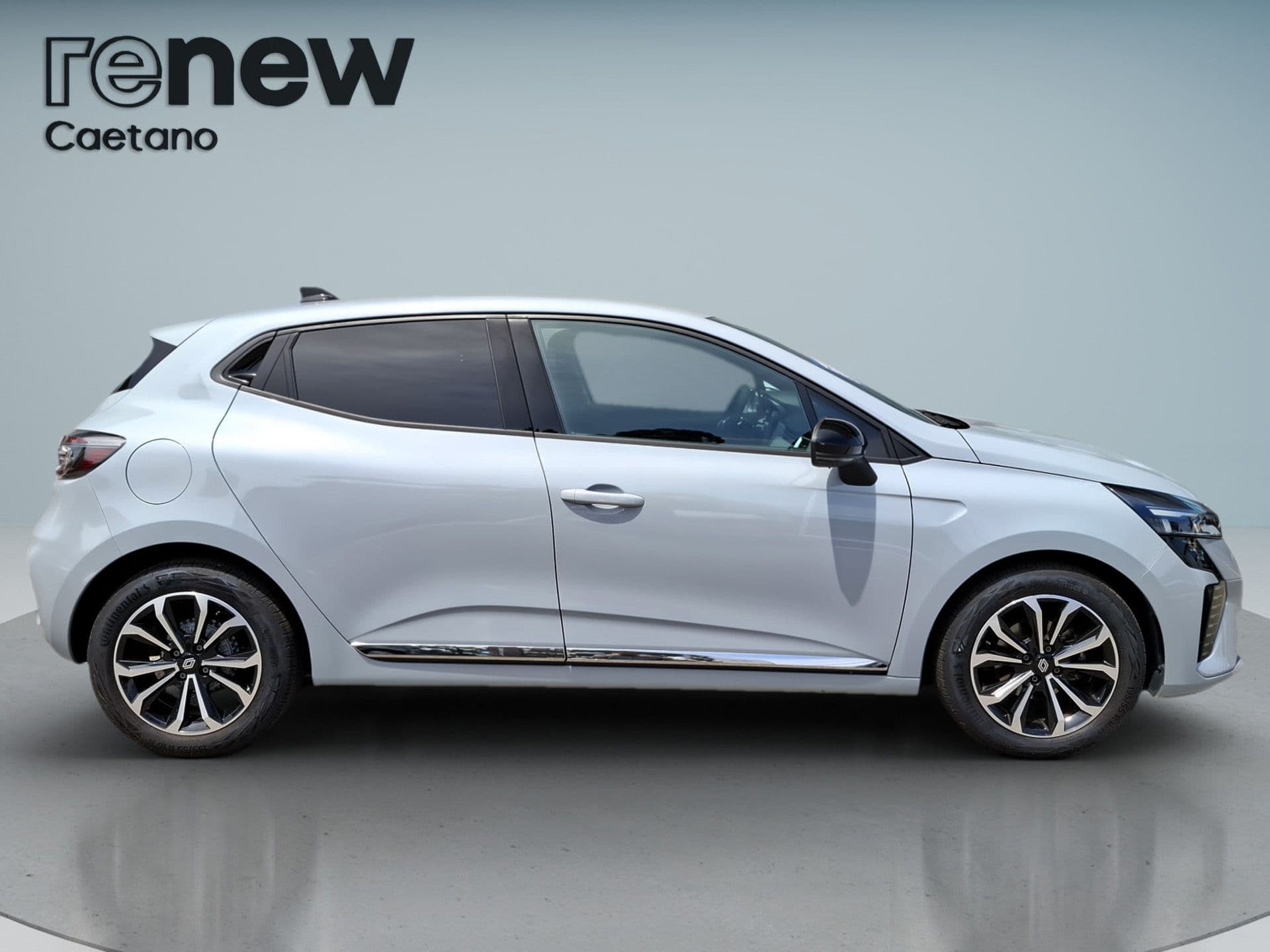 Renault Clio - 9