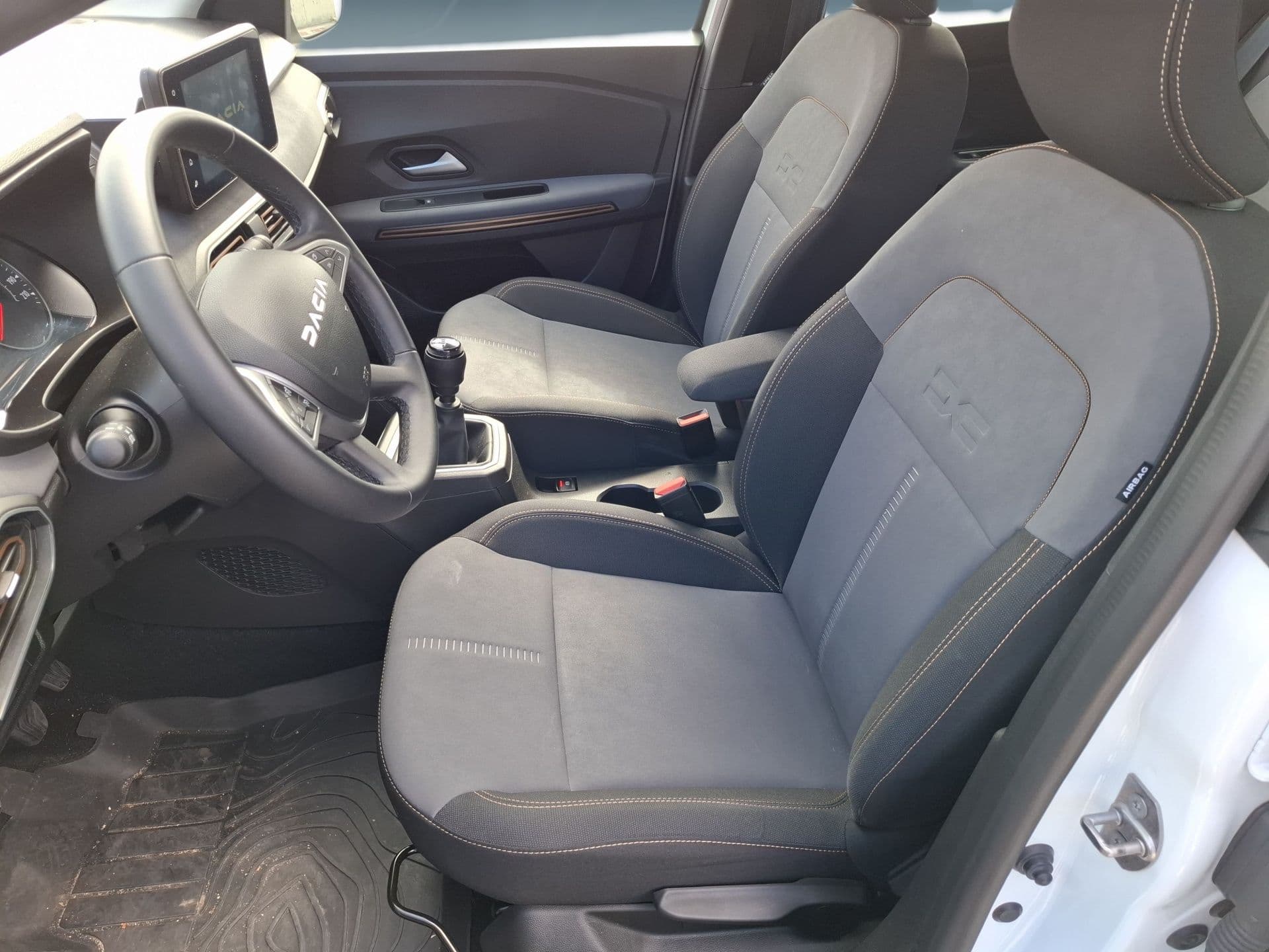 Dacia Sandero - 9