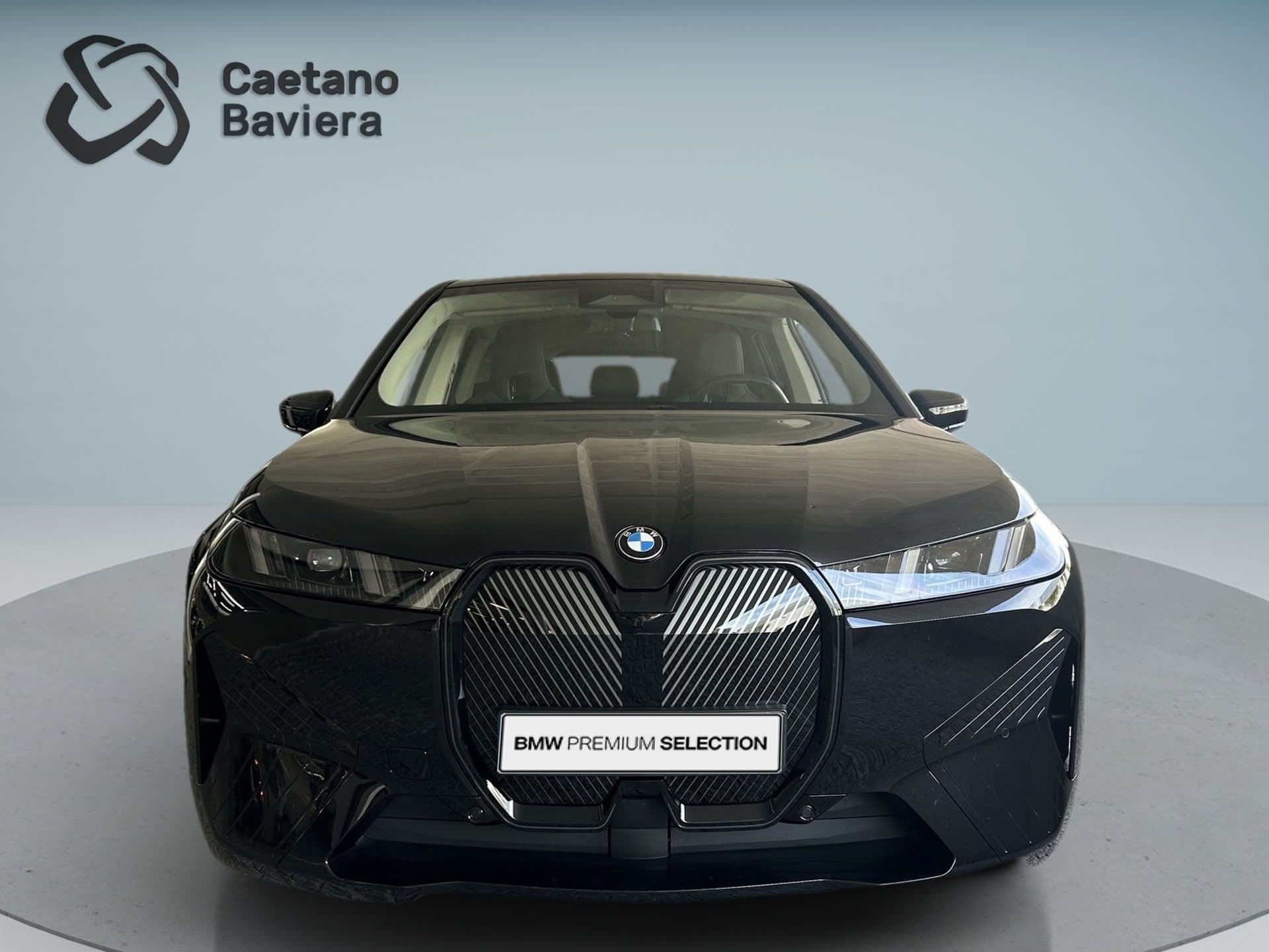 BMW iX - 5