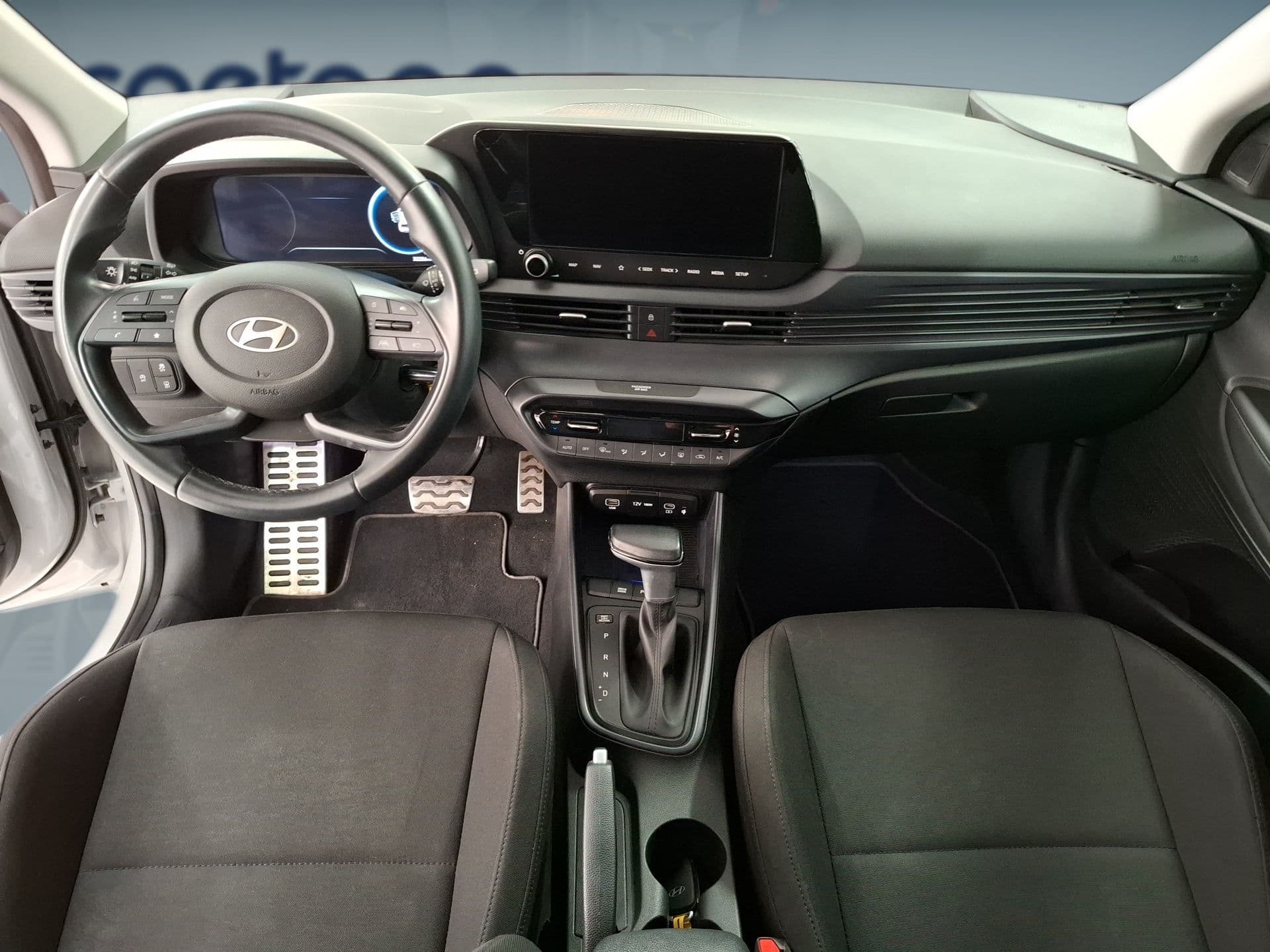 Hyundai Bayon - 12