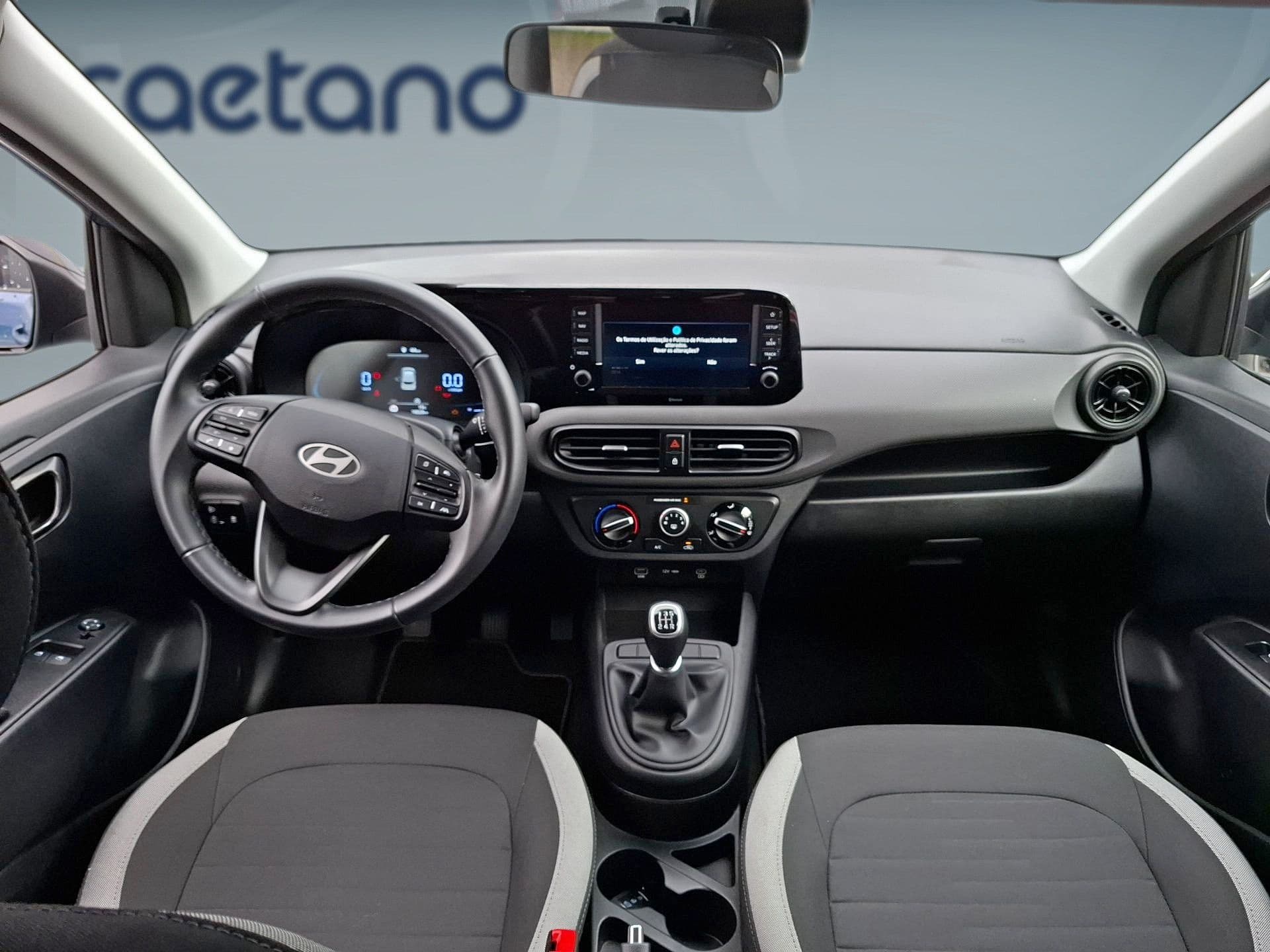 Hyundai i10 - 12