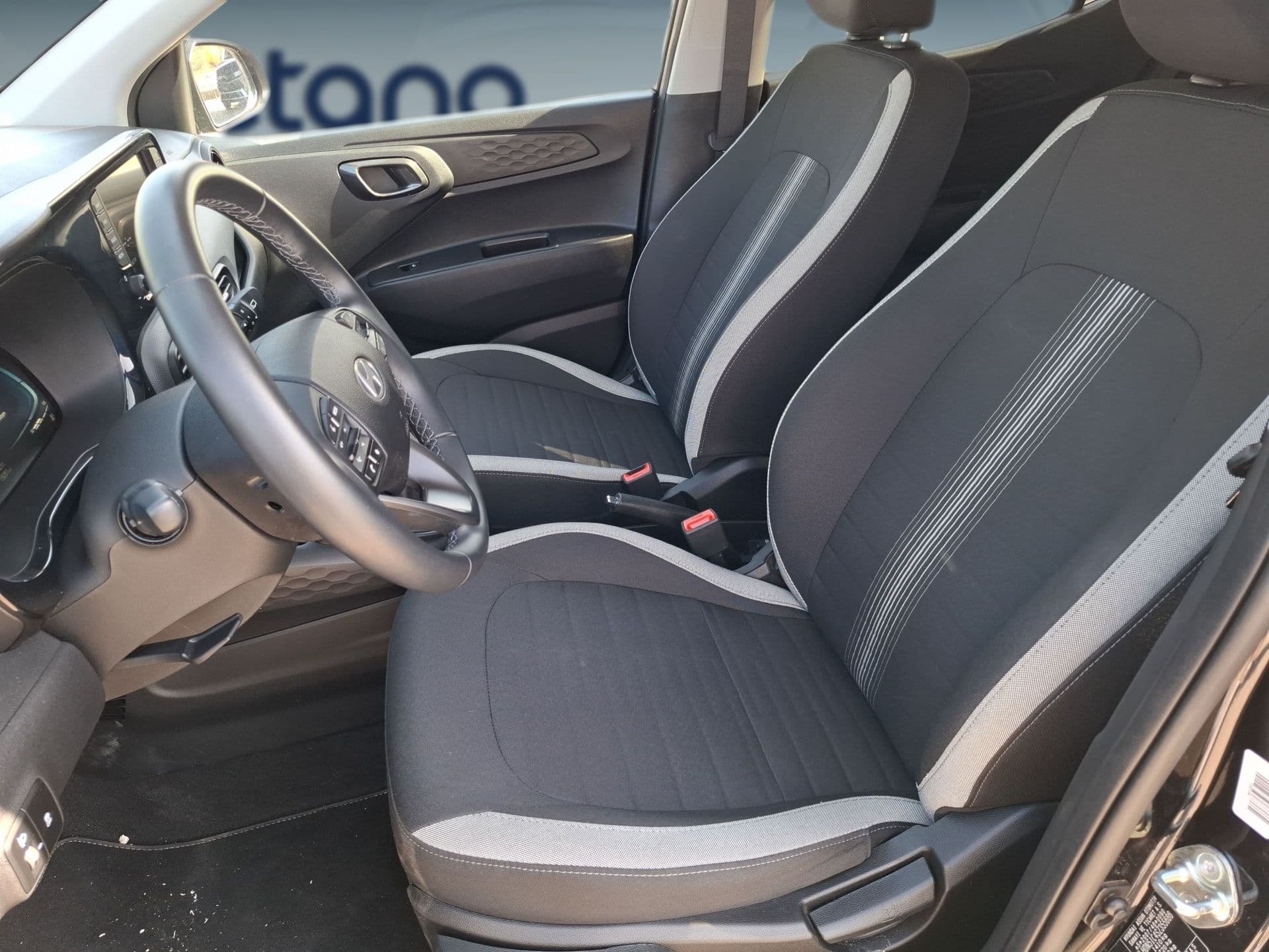 Hyundai i10 - 11