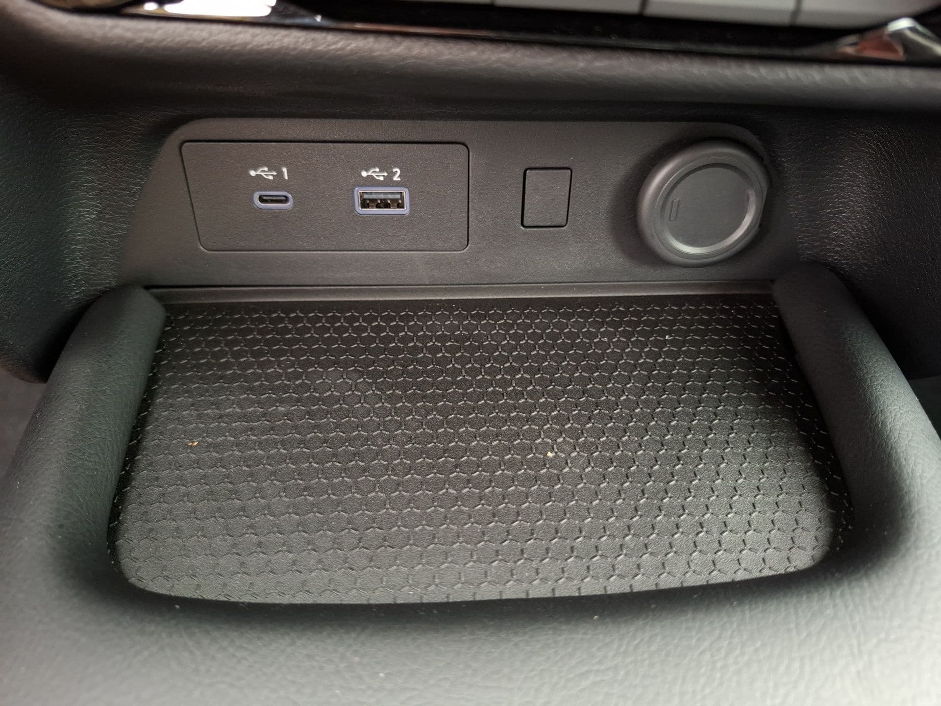 Nissan JUKE - 11