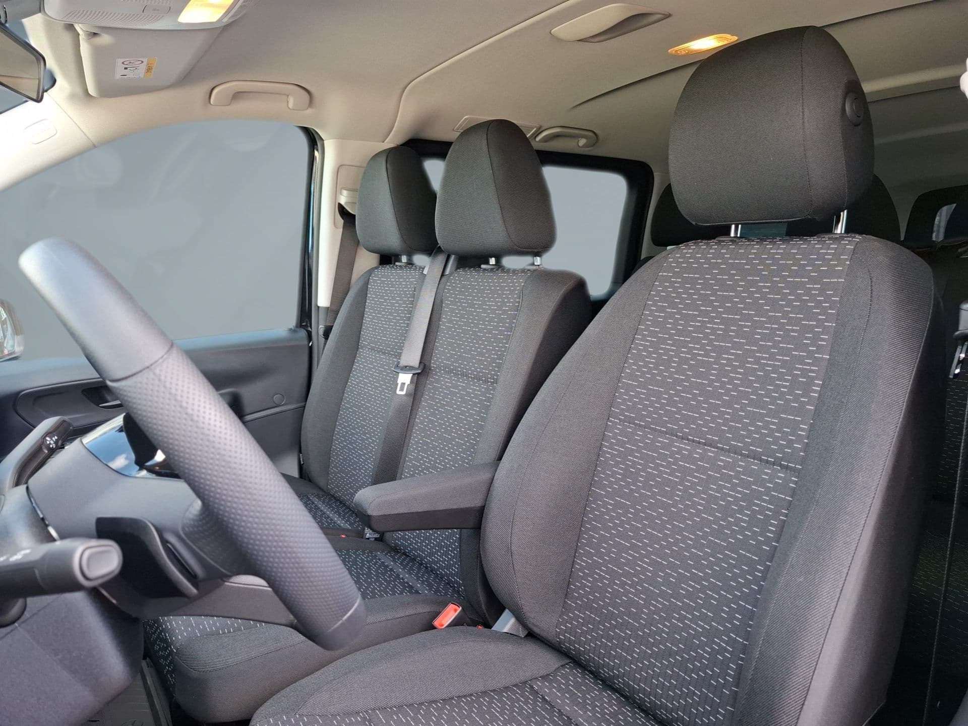 Mercedes-Benz Vito - 10