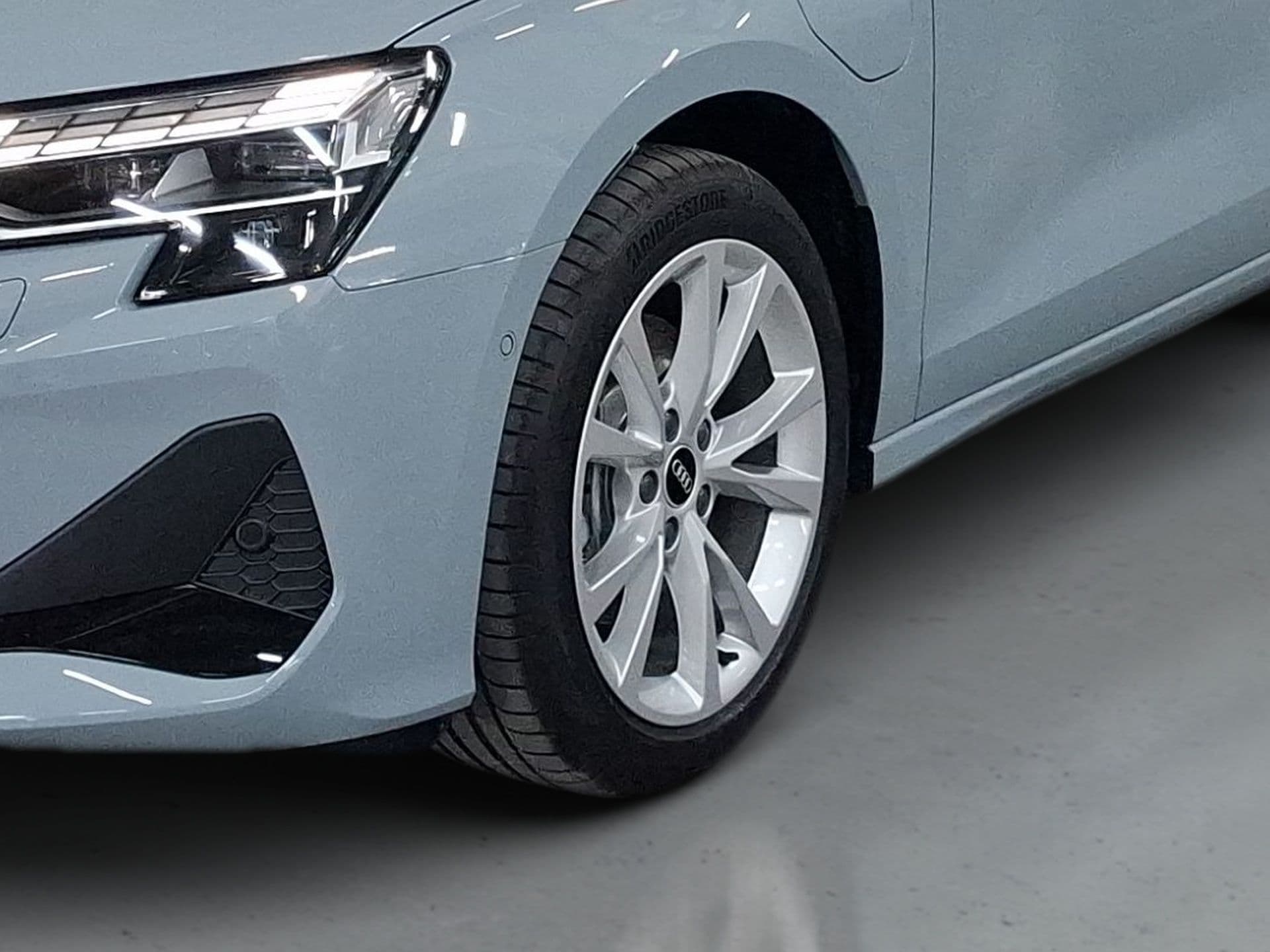 Audi A3 Sportback - 2