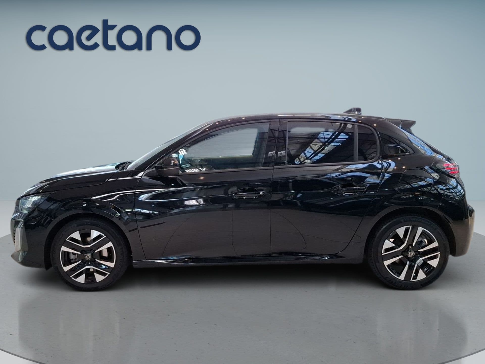 Peugeot 208 - 5