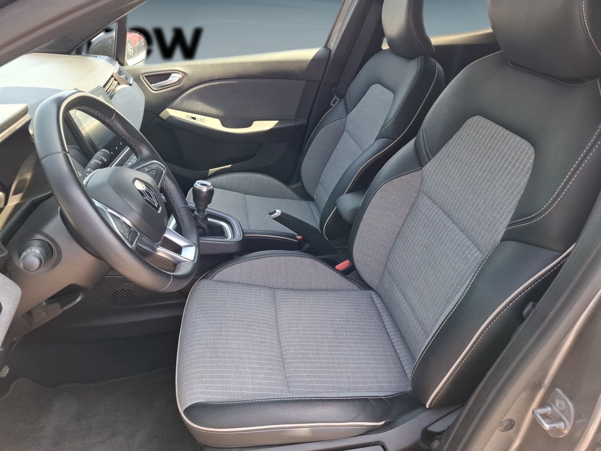 Renault Clio - 10