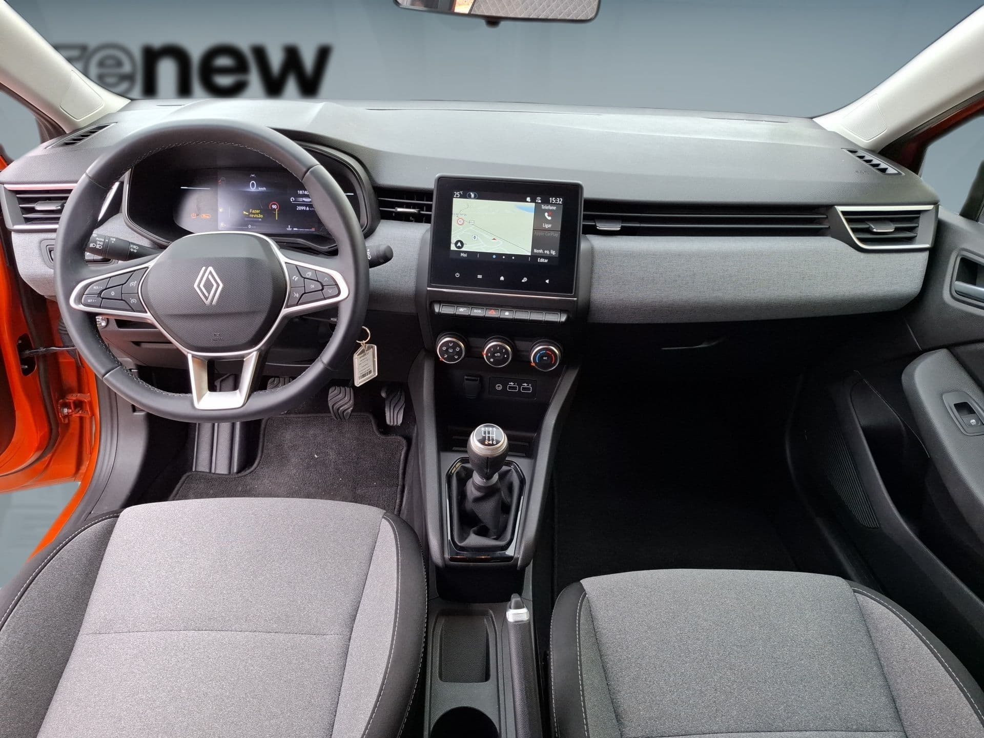 Renault Clio - 10