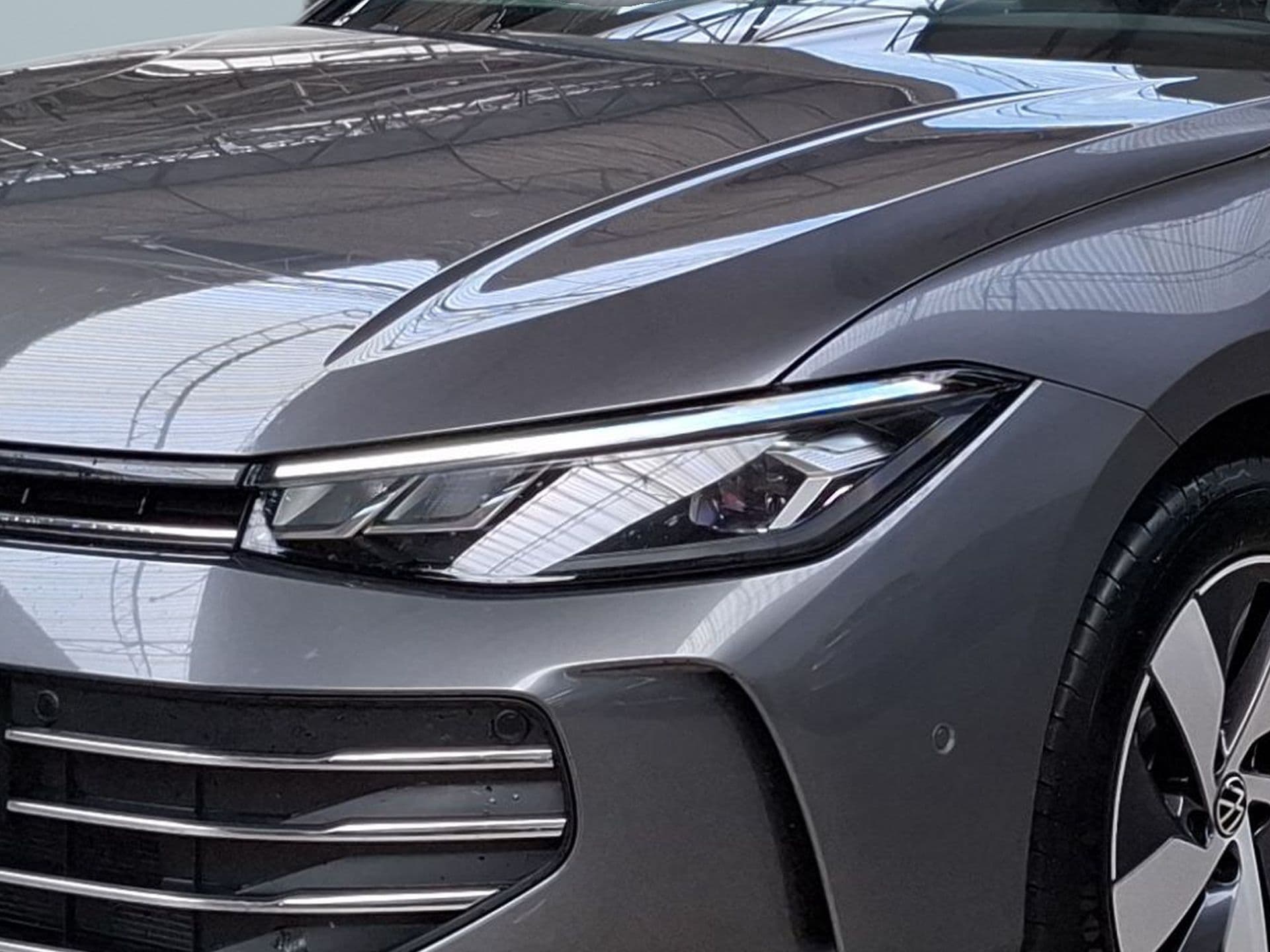 Volkswagen Passat - 3
