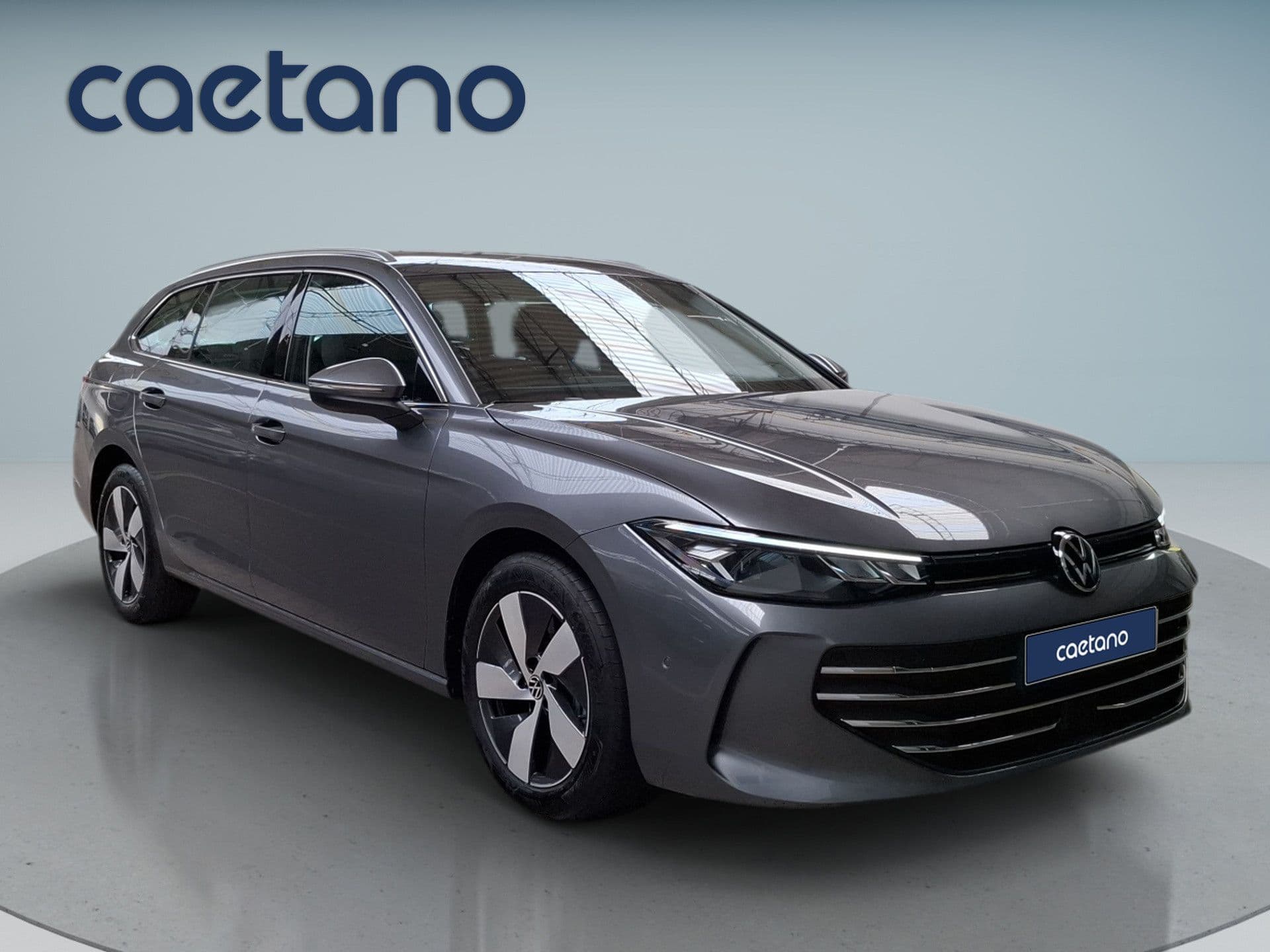 Volkswagen Passat - 5