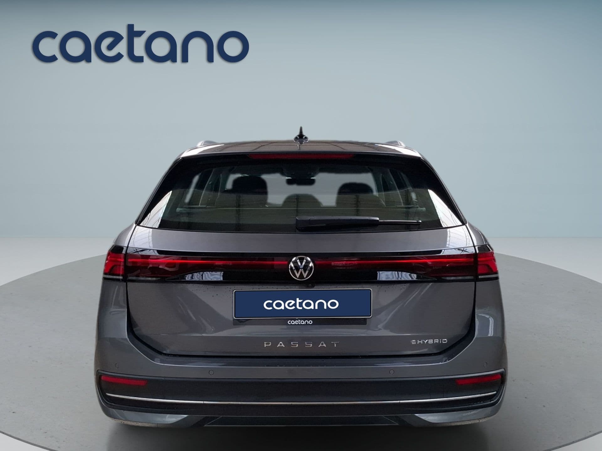 Volkswagen Passat - 6